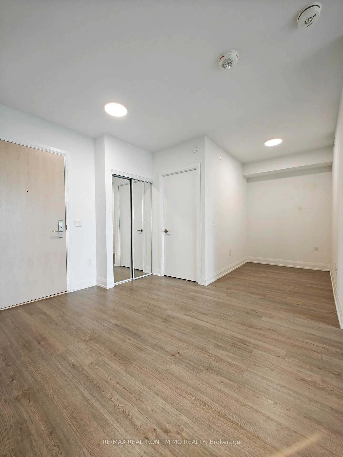 Photo 10 of Unit 2610, 77 Mutual Street, Toronto, Church-Yonge Corridor — HOMEH