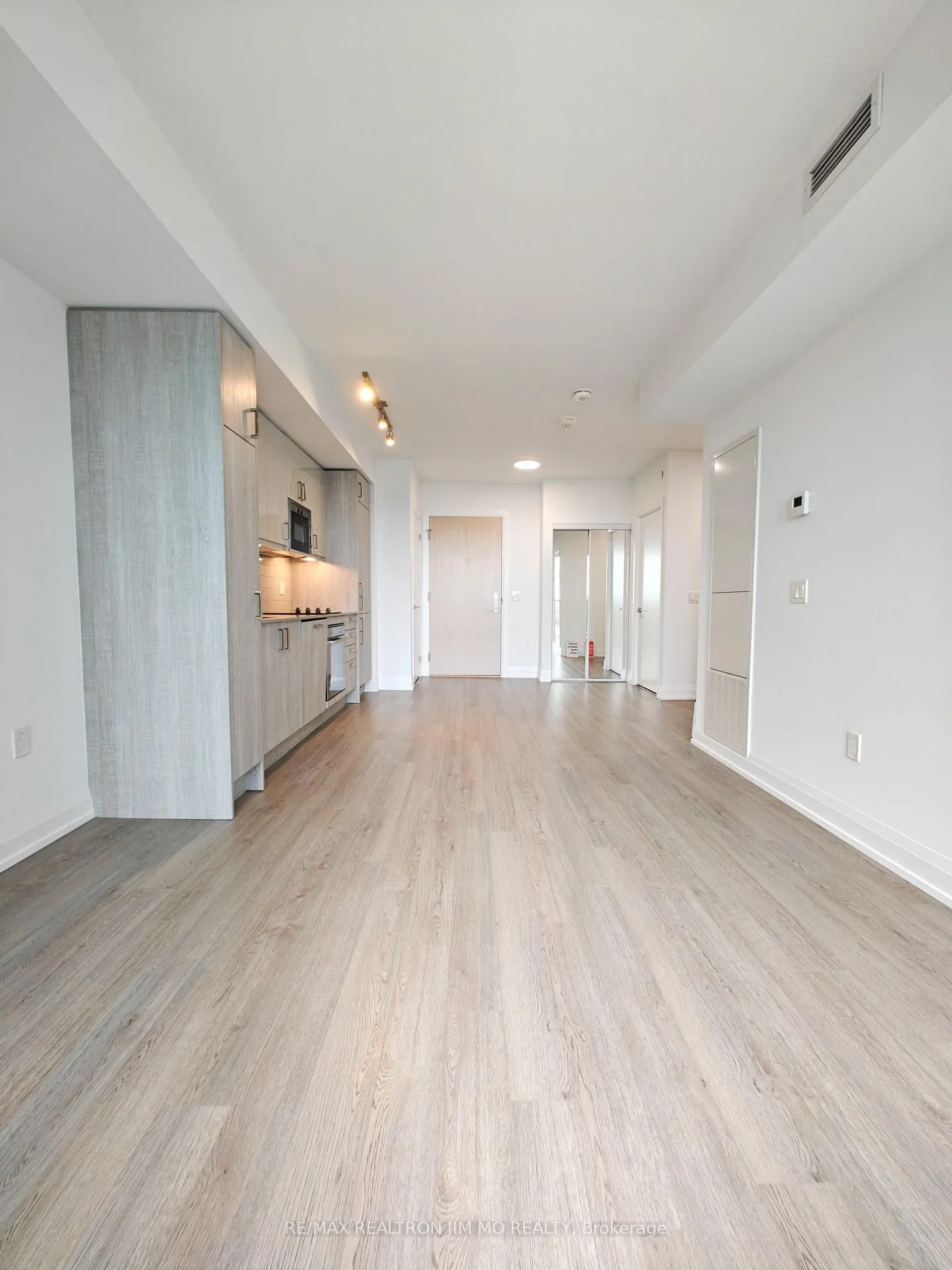 Photo 18 of Unit 2610, 77 Mutual Street, Toronto, Church-Yonge Corridor — HOMEH