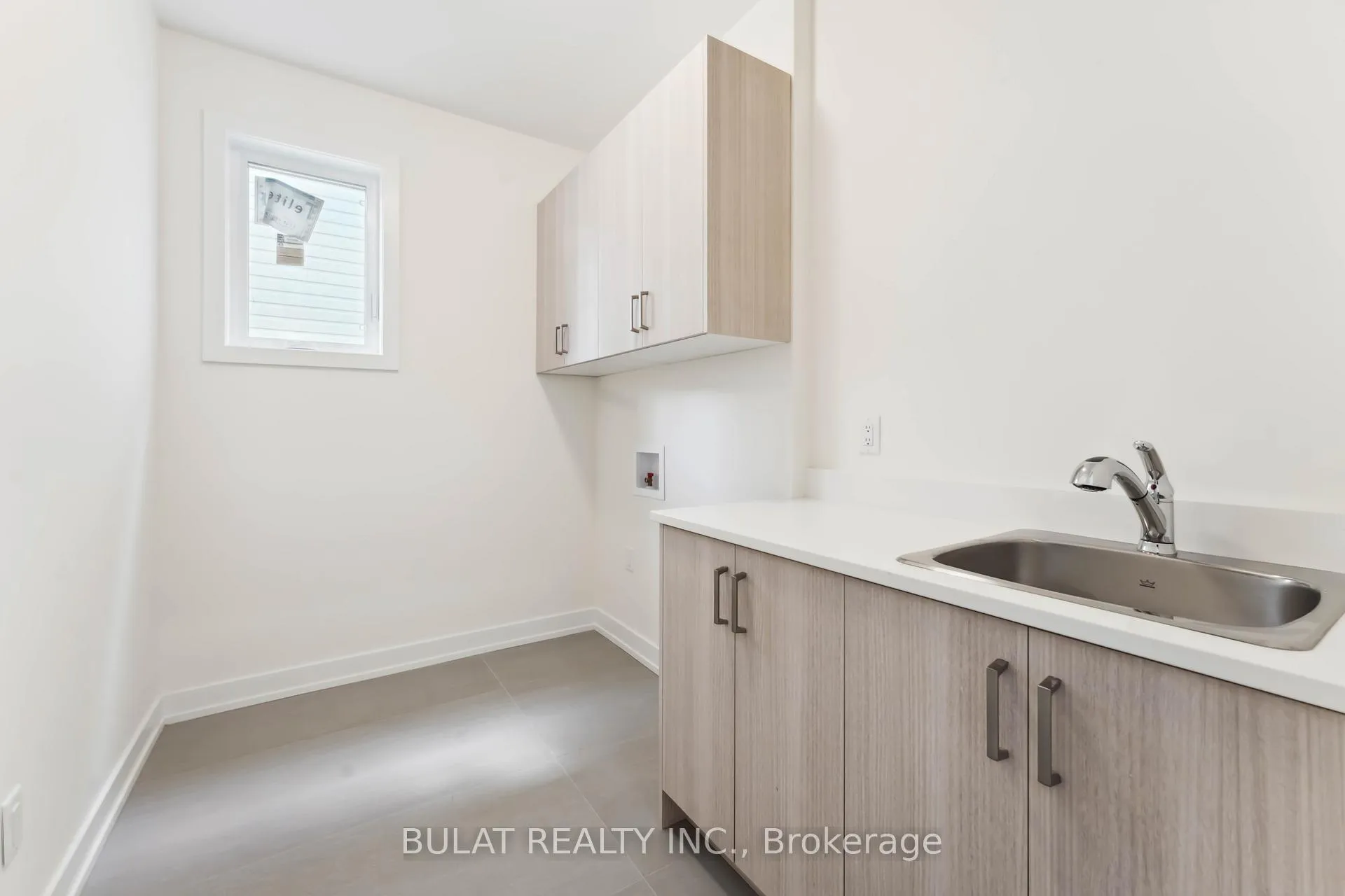 Photo 12 of 1361 Kitchener Avenue, Ottawa, Ellwood — HOMEH
