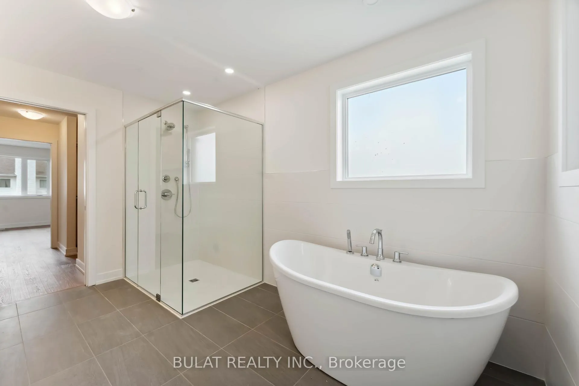 Photo 21 of 1361 Kitchener Avenue, Ottawa, Ellwood — HOMEH