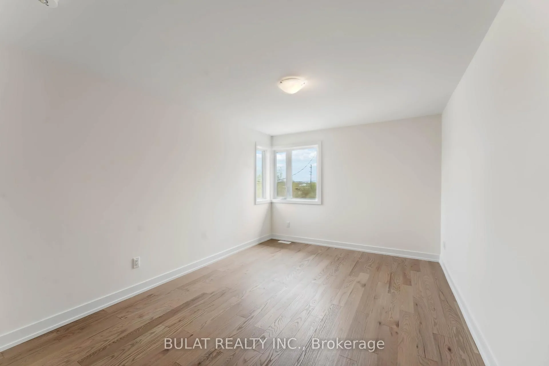 Photo 25 of 1361 Kitchener Avenue, Ottawa, Ellwood — HOMEH
