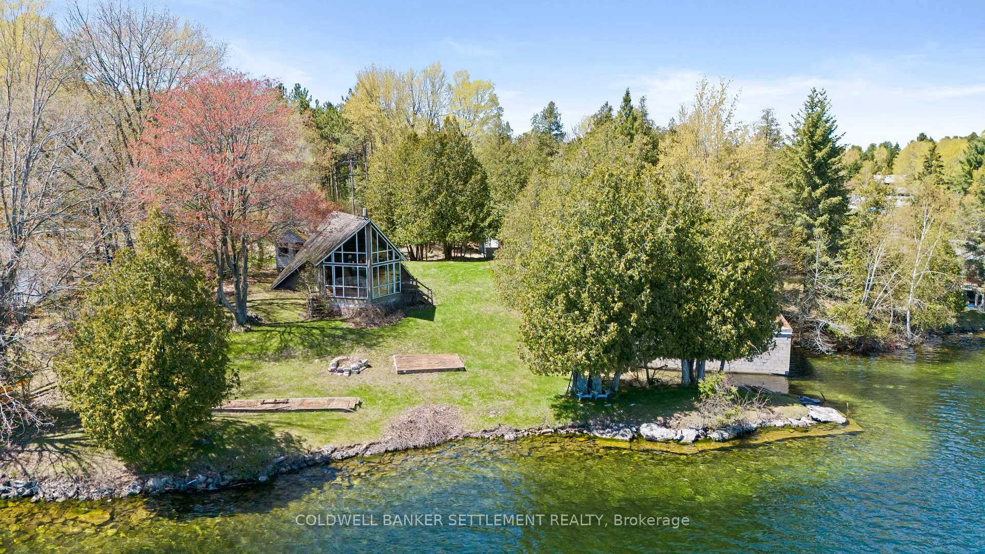 Photo 1 of 303 Dragonfly Lane, Tay Valley, Bathurst/Burgess & Sherbrooke (North Burgess) Twp — HOMEH
