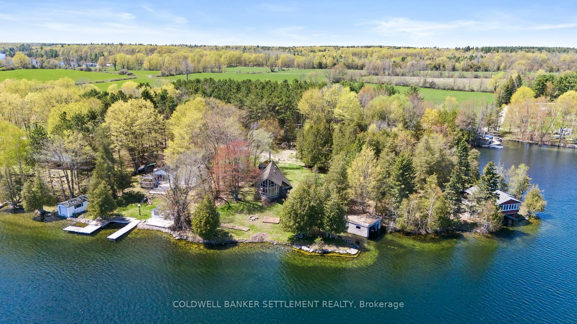 Photo 4 of 303 Dragonfly Lane, Tay Valley, Bathurst/Burgess & Sherbrooke (North Burgess) Twp — HOMEH