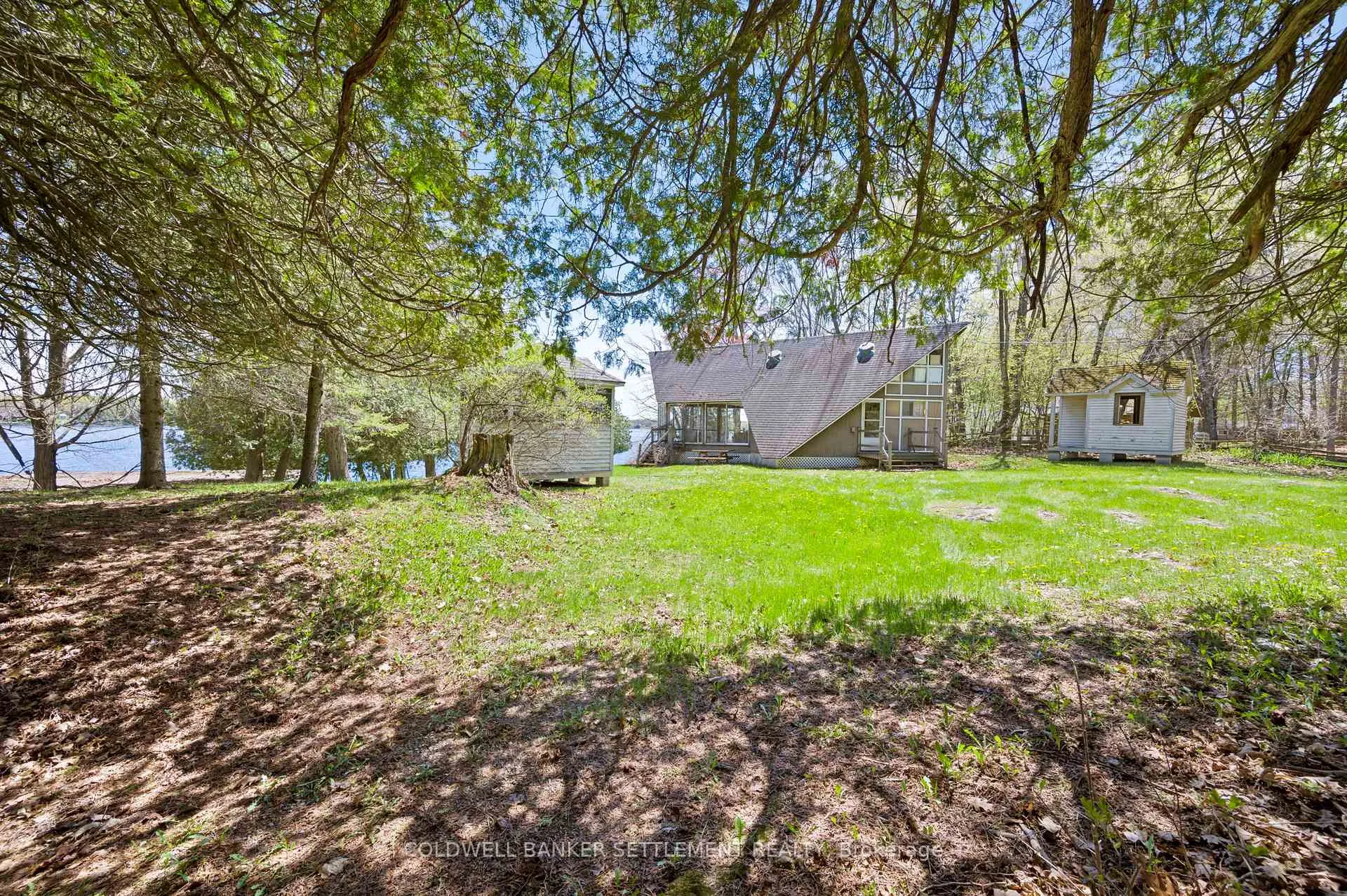 Photo 16 of 303 Dragonfly Lane, Tay Valley, Bathurst/Burgess & Sherbrooke (North Burgess) Twp — HOMEH