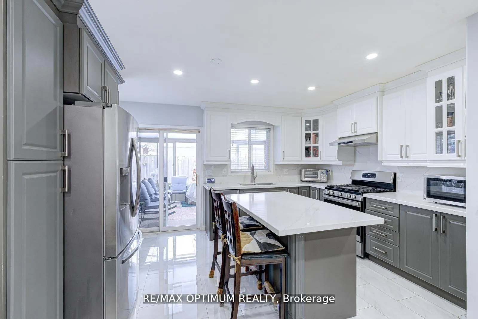 Photo 9 of 177 Hanmer Street E, Barrie, East Bayfield — HOMEH