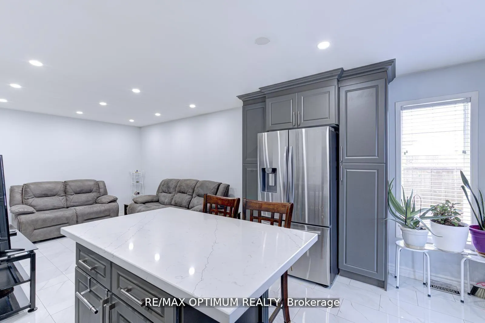 Photo 15 of 177 Hanmer Street E, Barrie, East Bayfield — HOMEH