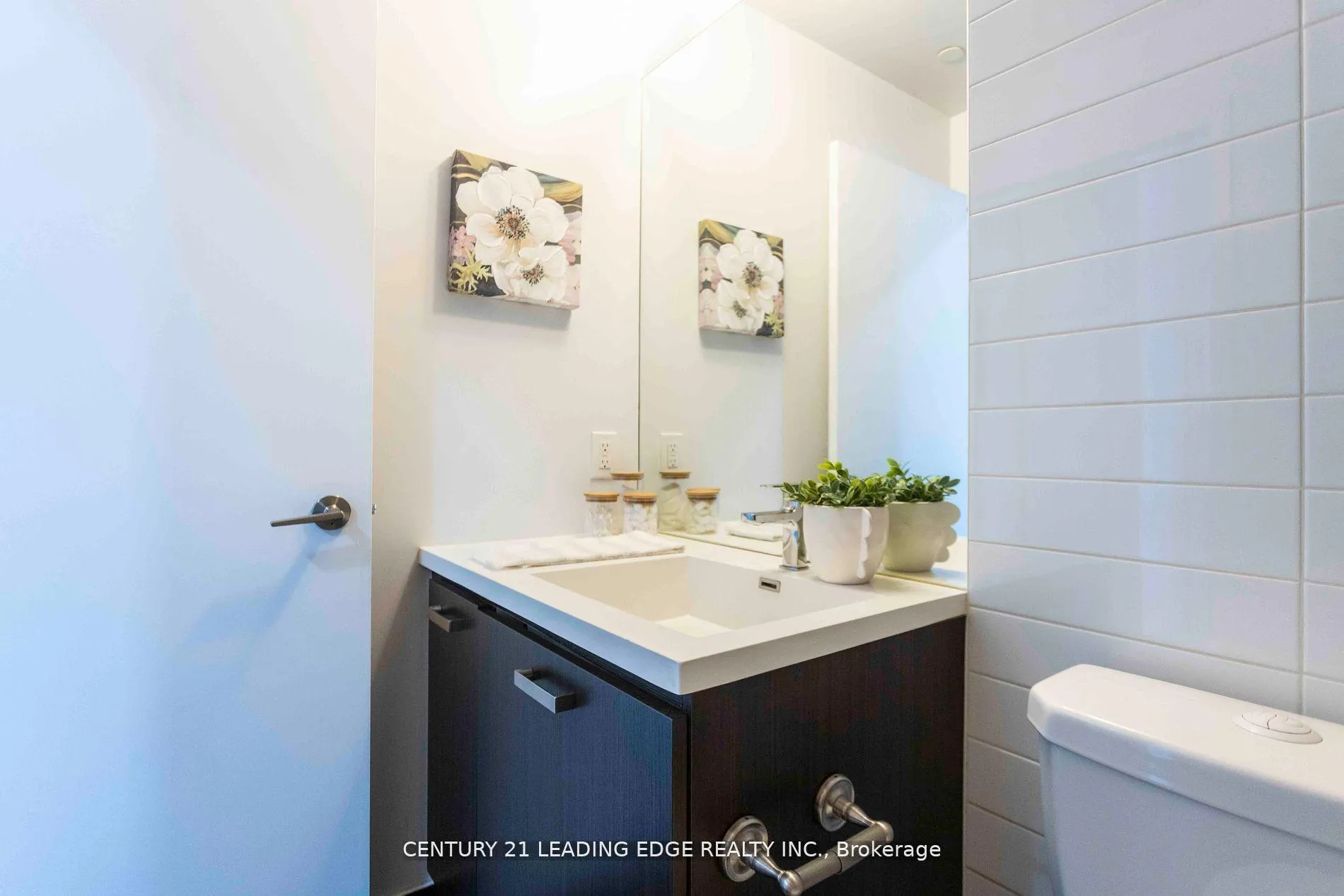 Photo 13 of Unit 3403, 125 Redpath Avenue, Toronto, Mount Pleasant East — HOMEH