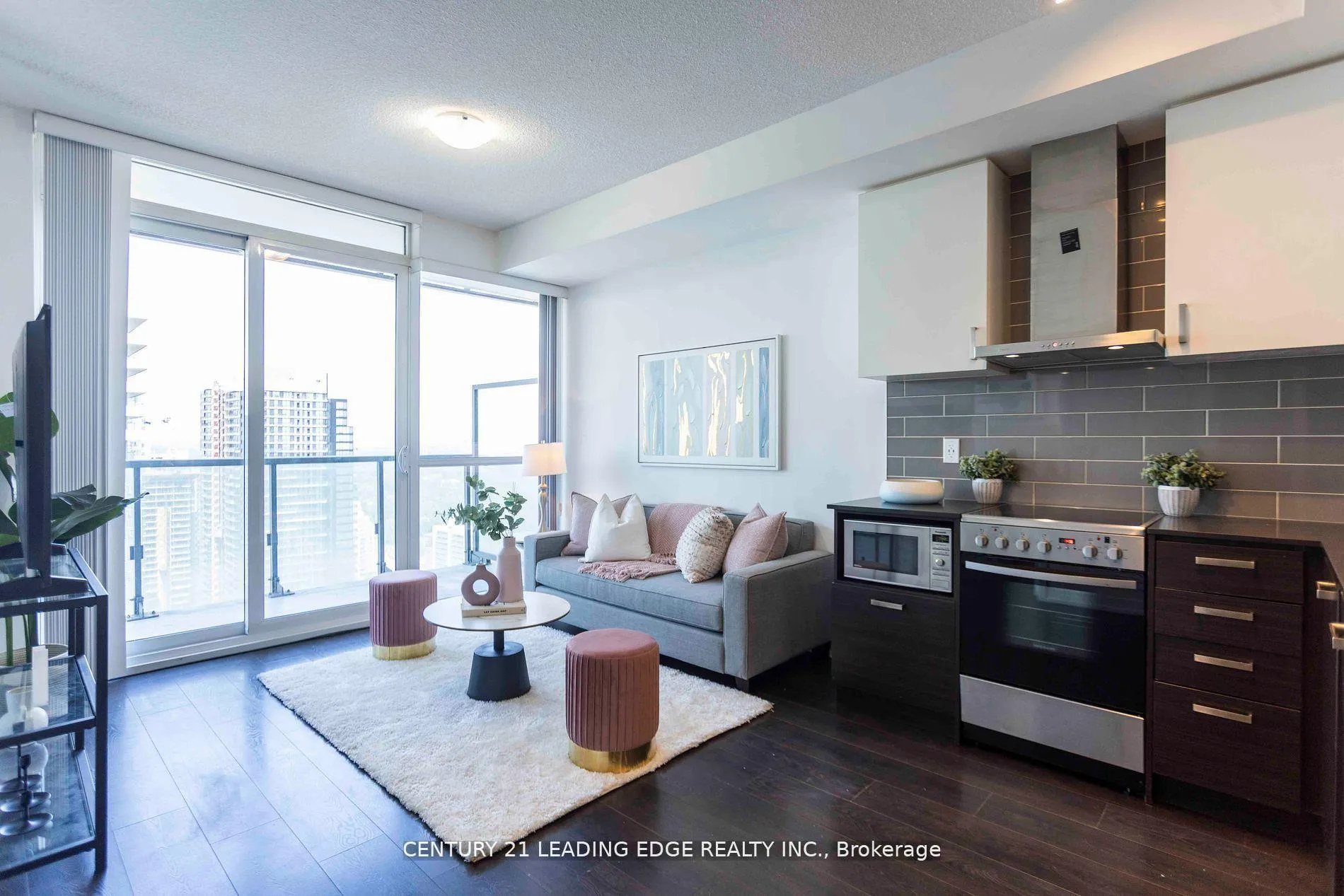 Photo 14 of Unit 3403, 125 Redpath Avenue, Toronto, Mount Pleasant East — HOMEH