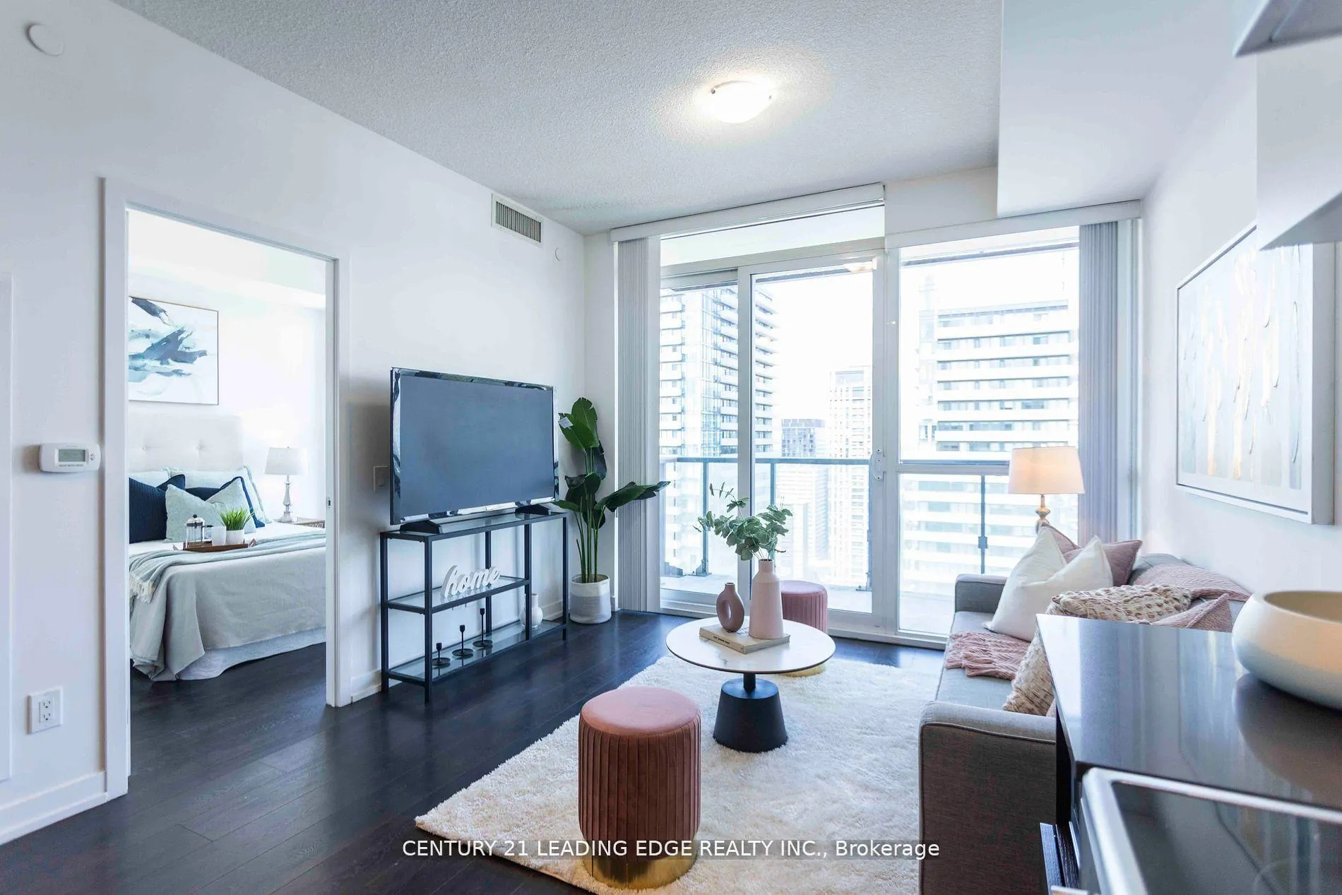 Photo 15 of Unit 3403, 125 Redpath Avenue, Toronto, Mount Pleasant East — HOMEH