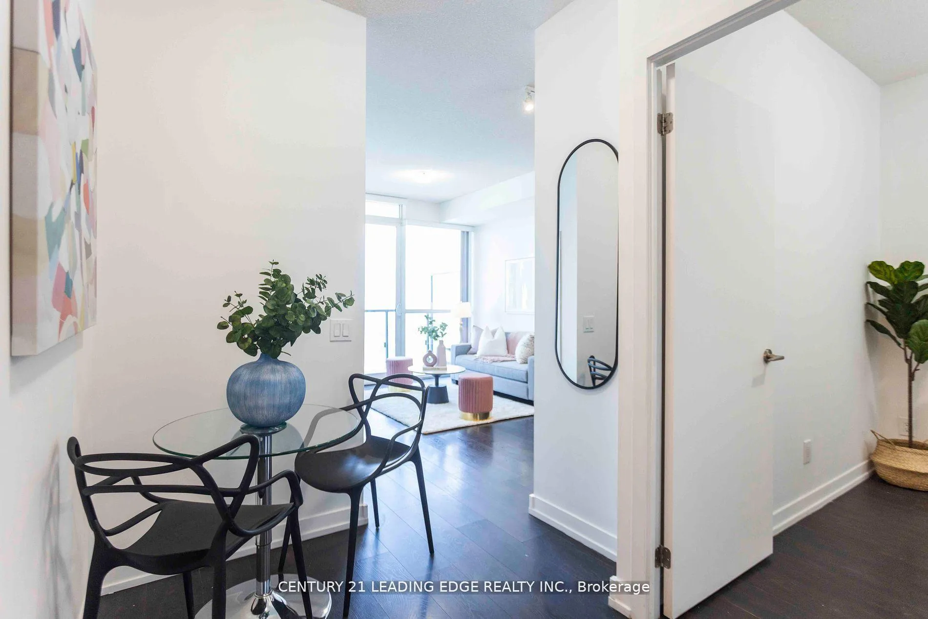 Photo 22 of Unit 3403, 125 Redpath Avenue, Toronto, Mount Pleasant East — HOMEH