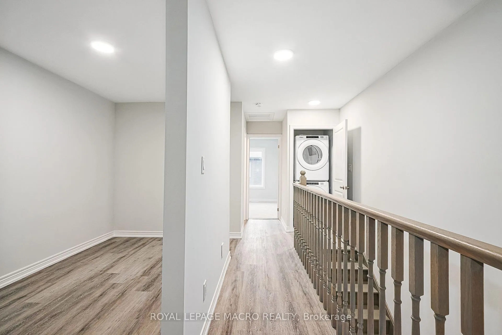 Photo 9 of 43 Winters Crescent, Collingwood — HOMEH