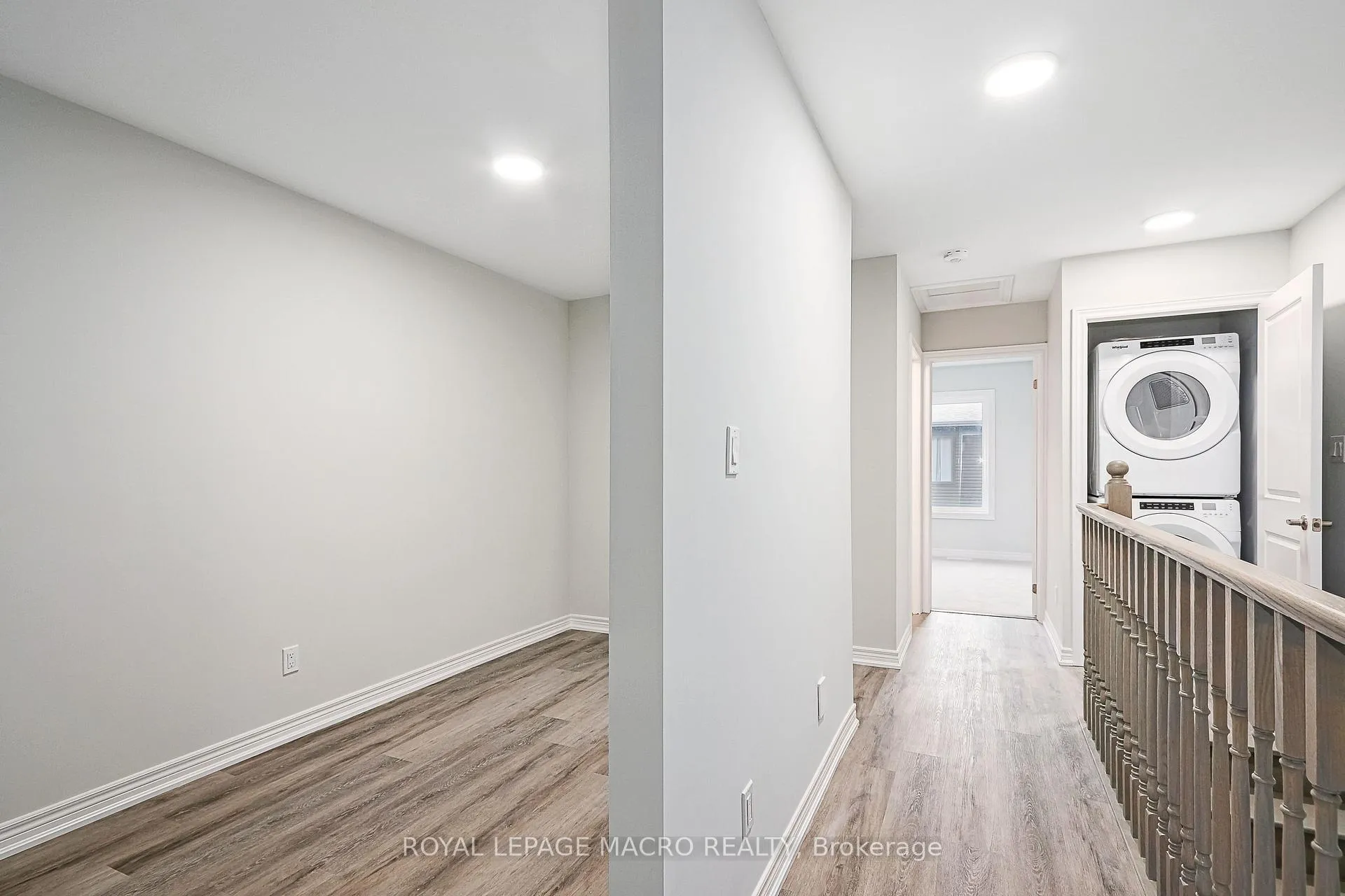 Photo 13 of 43 Winters Crescent, Collingwood — HOMEH