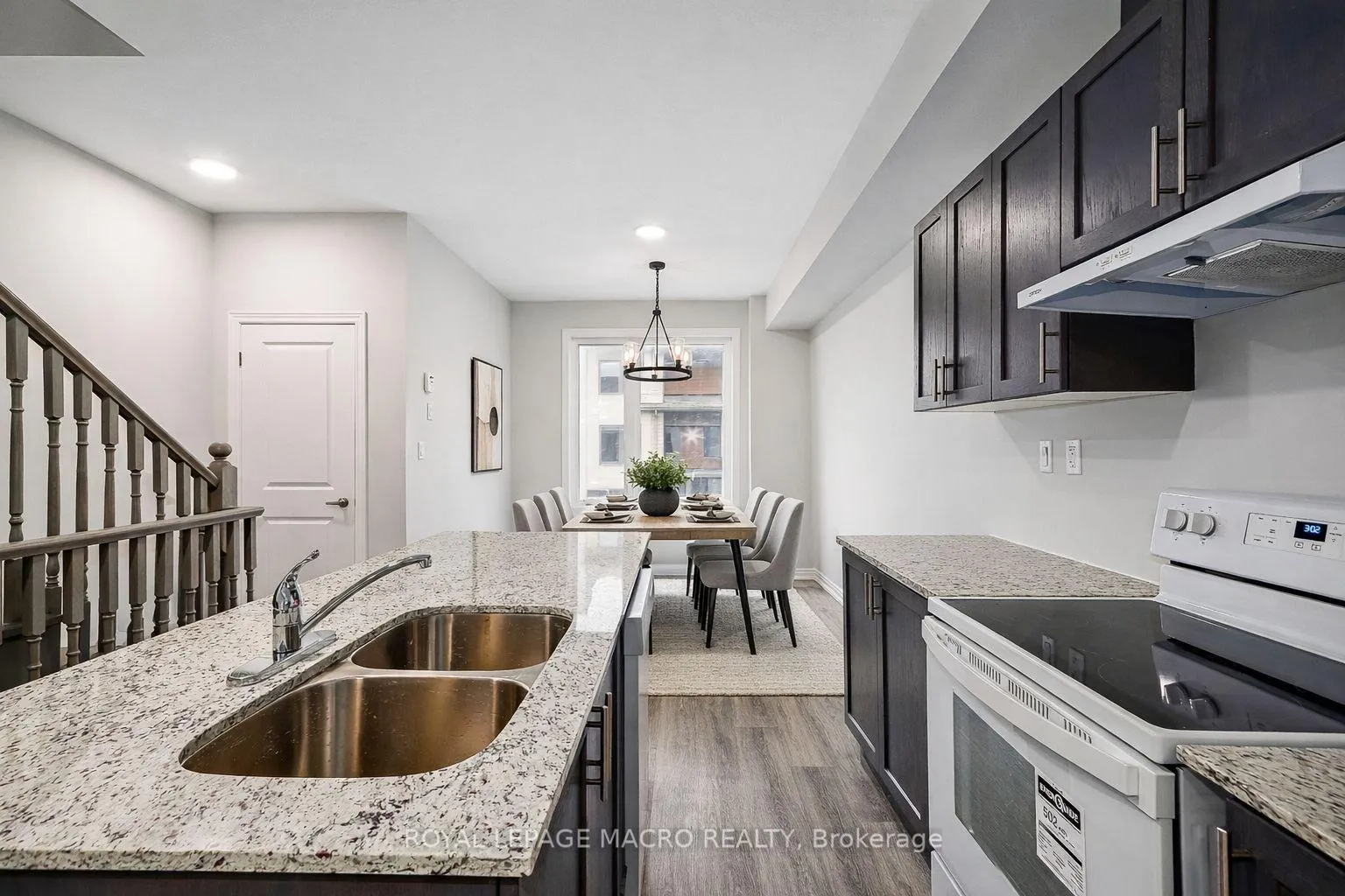 Photo 21 of 43 Winters Crescent, Collingwood — HOMEH