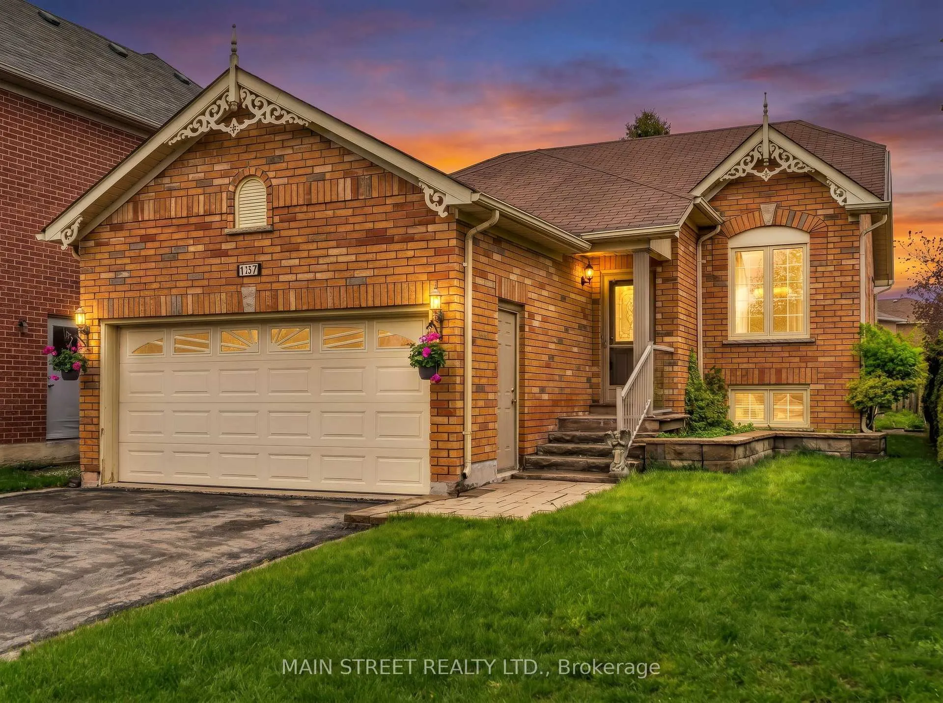 Front of 137 Clearmeadow Boulevard
