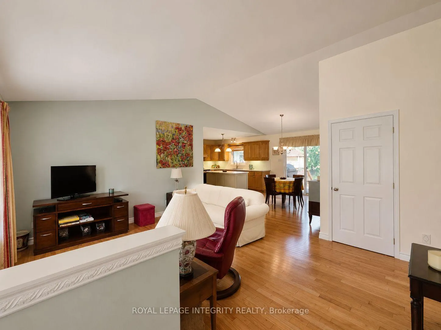 Photo 5 of 4 Cherry Avenue, South Stormont, Long Sault — HOMEH