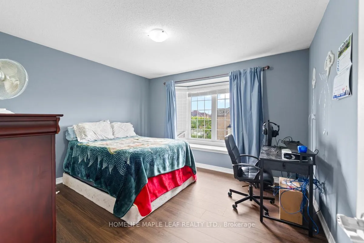 Photo 30 of 81 Abitibi Lake Drive, Brampton, Sandringham-Wellington — HOMEH