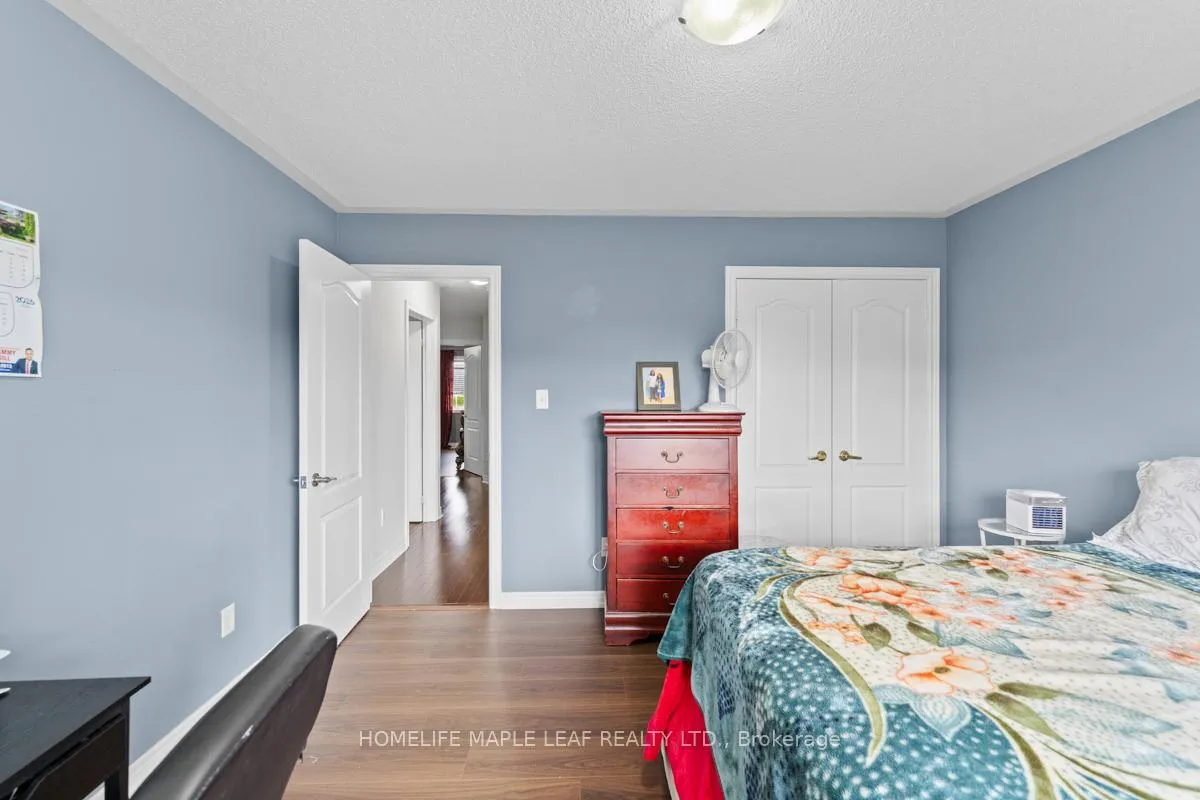Photo 31 of 81 Abitibi Lake Drive, Brampton, Sandringham-Wellington — HOMEH