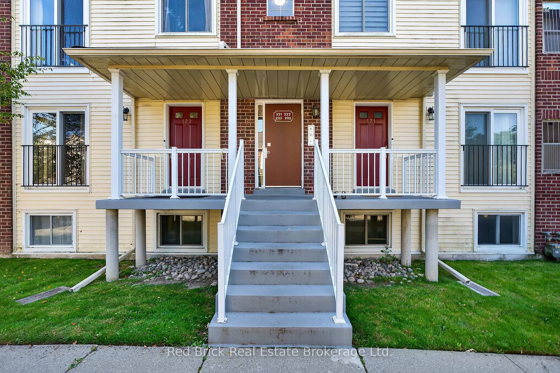 Photo 2 of Unit 221, 458 Janefield Avenue, Guelph, Dovercliffe Park/Old University — HOMEH