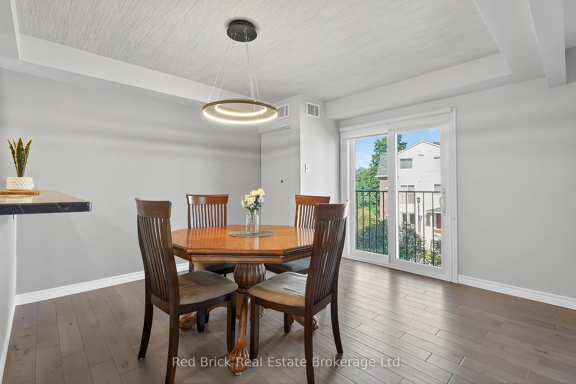 Photo 18 of Unit 221, 458 Janefield Avenue, Guelph, Dovercliffe Park/Old University — HOMEH