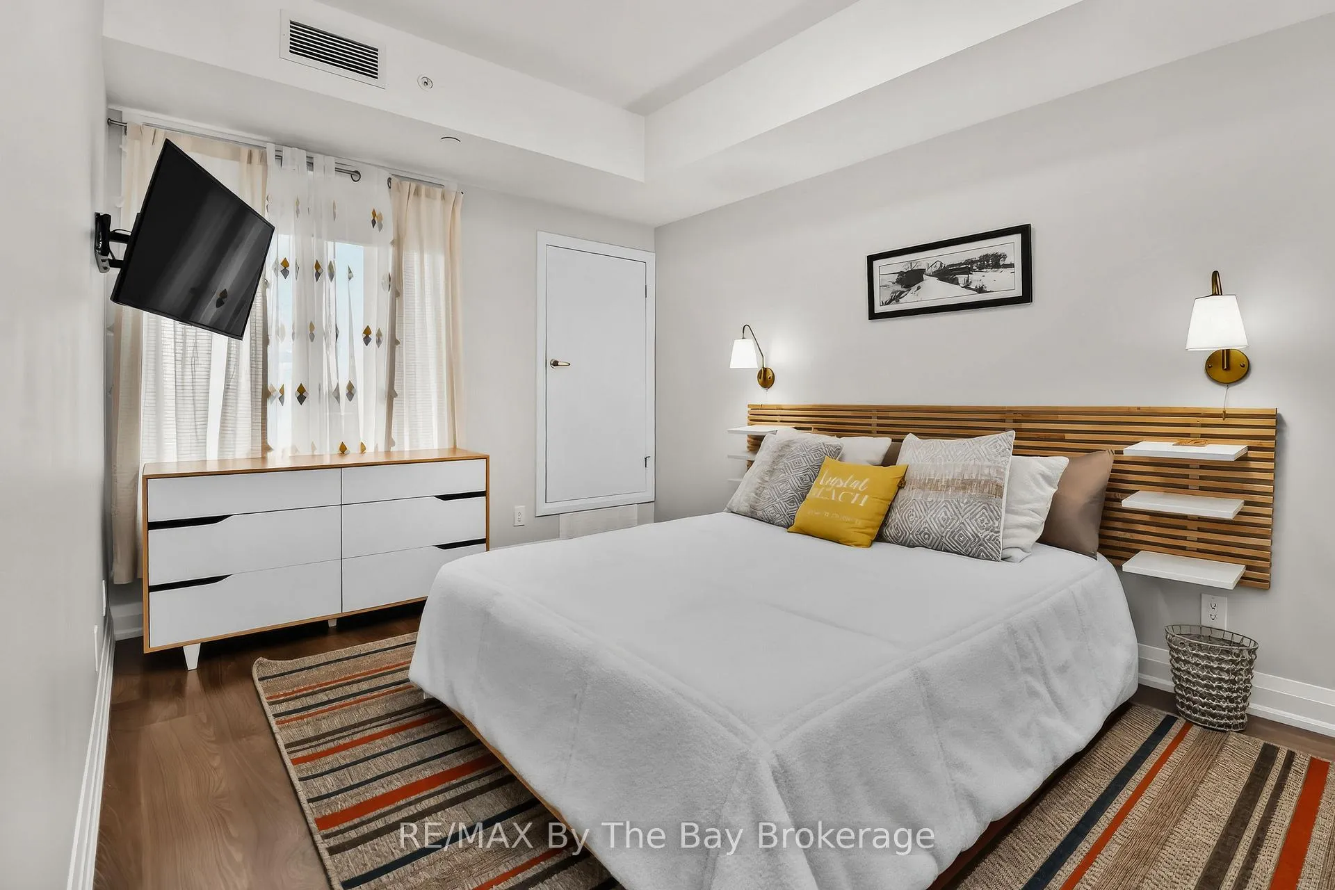 Photo 23 of Unit 311, 5 Spooner Crescent, Collingwood — HOMEH