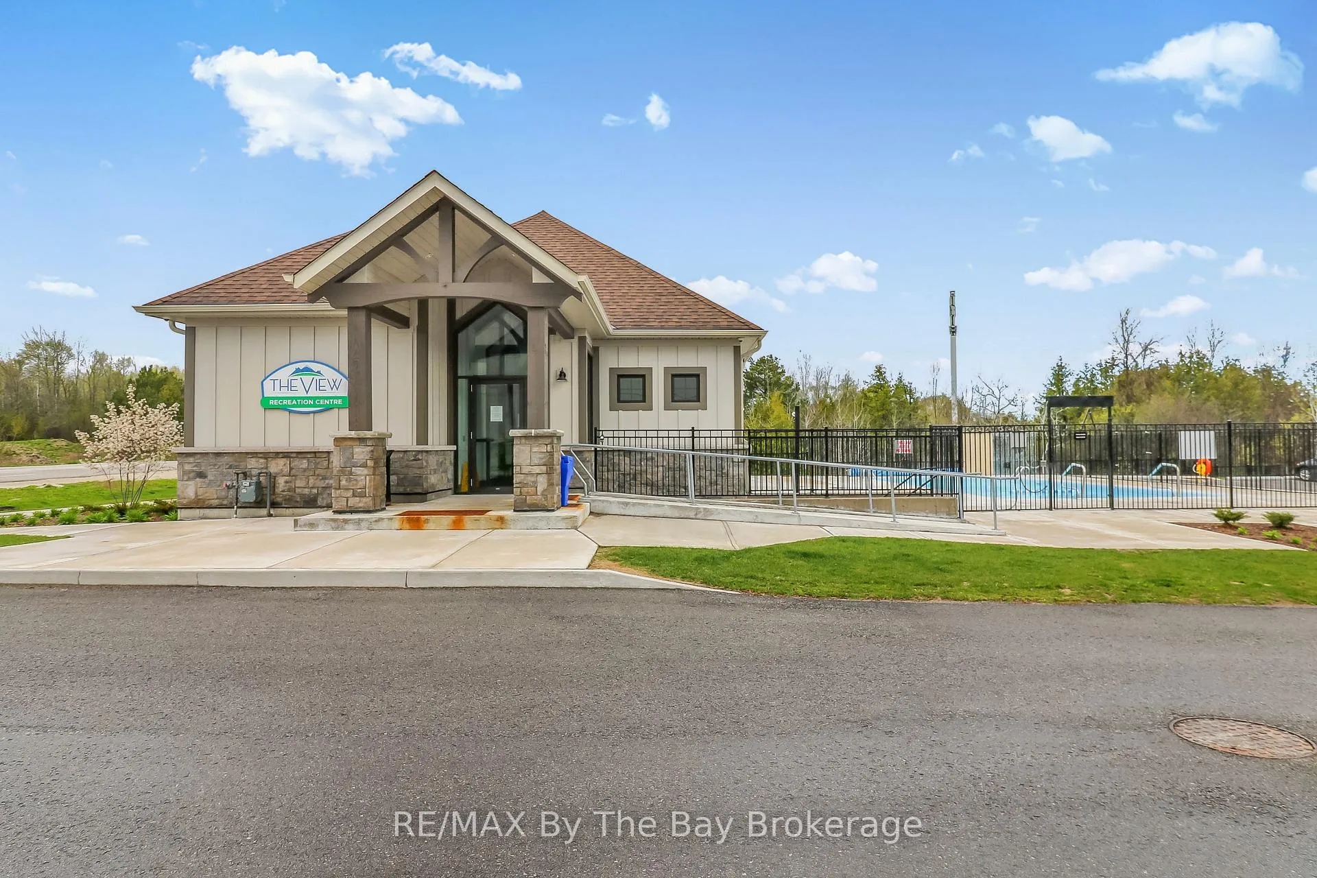 Photo 31 of Unit 311, 5 Spooner Crescent, Collingwood — HOMEH