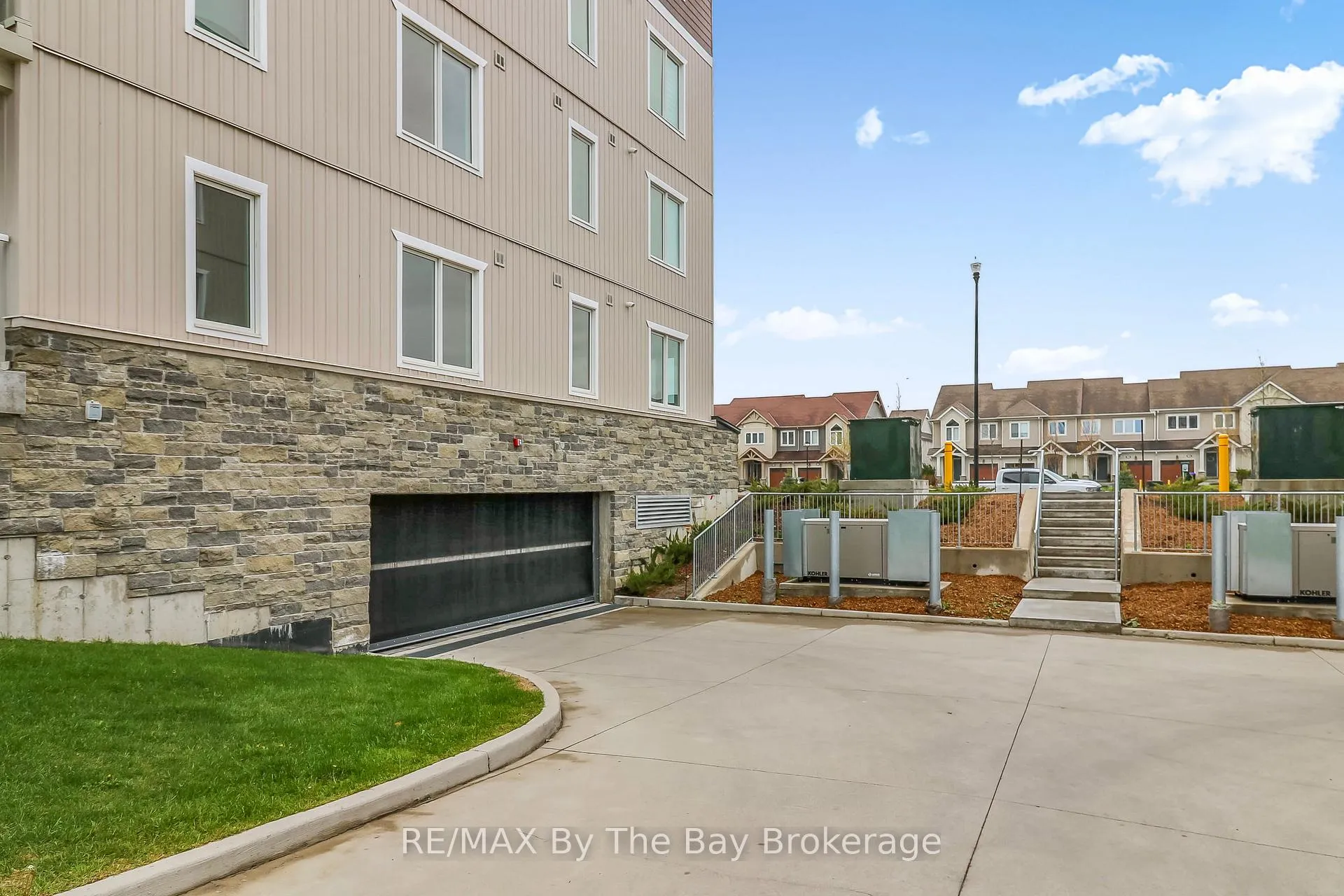 Photo 40 of Unit 311, 5 Spooner Crescent, Collingwood — HOMEH