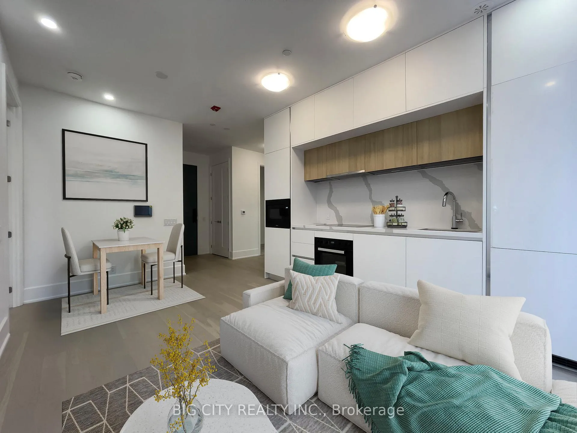 Photo 4 of Unit 102, 800 Broadview Avenue, Toronto, Playter Estates-Danforth — HOMEH