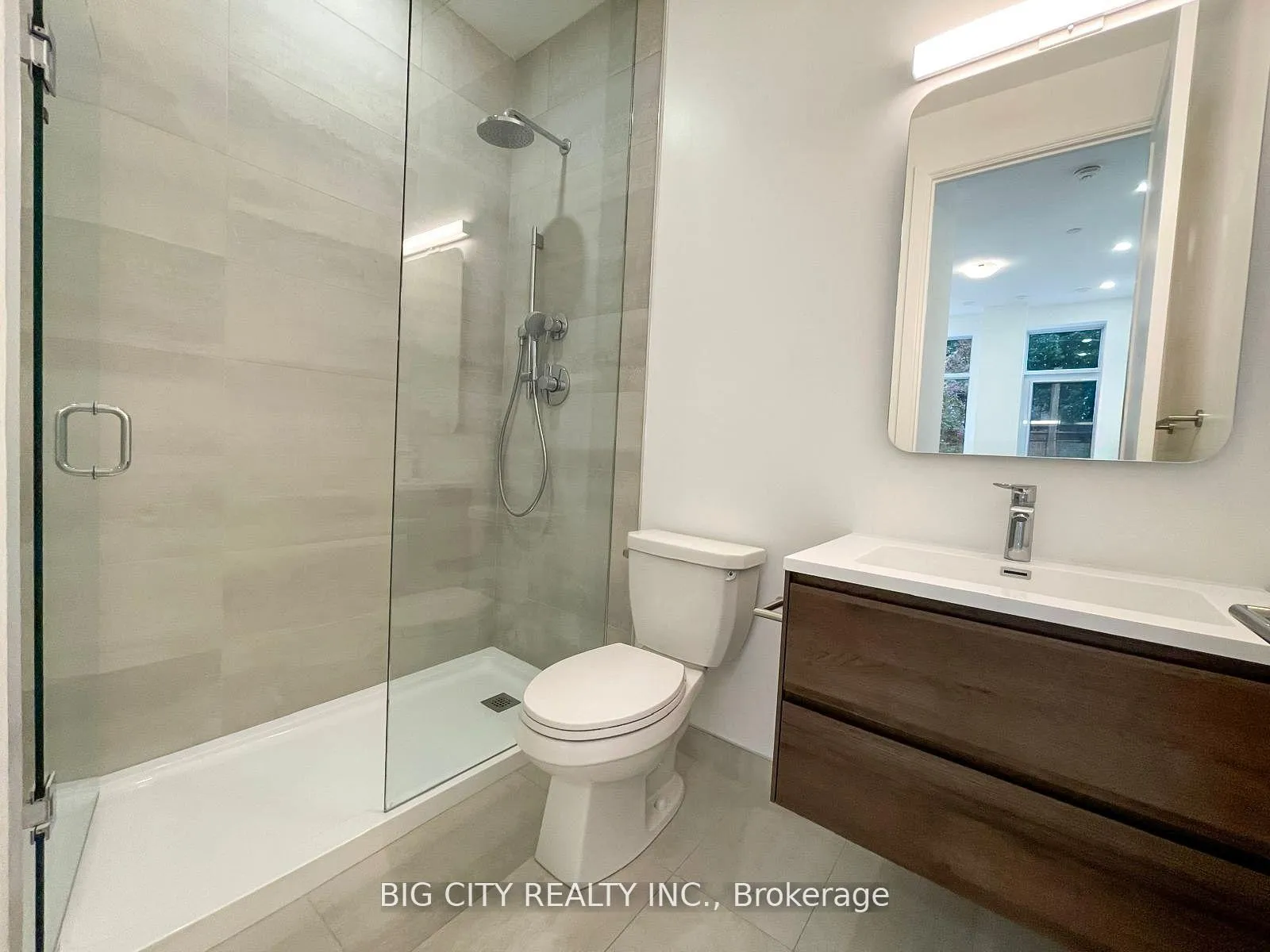 Photo 8 of Unit 102, 800 Broadview Avenue, Toronto, Playter Estates-Danforth — HOMEH