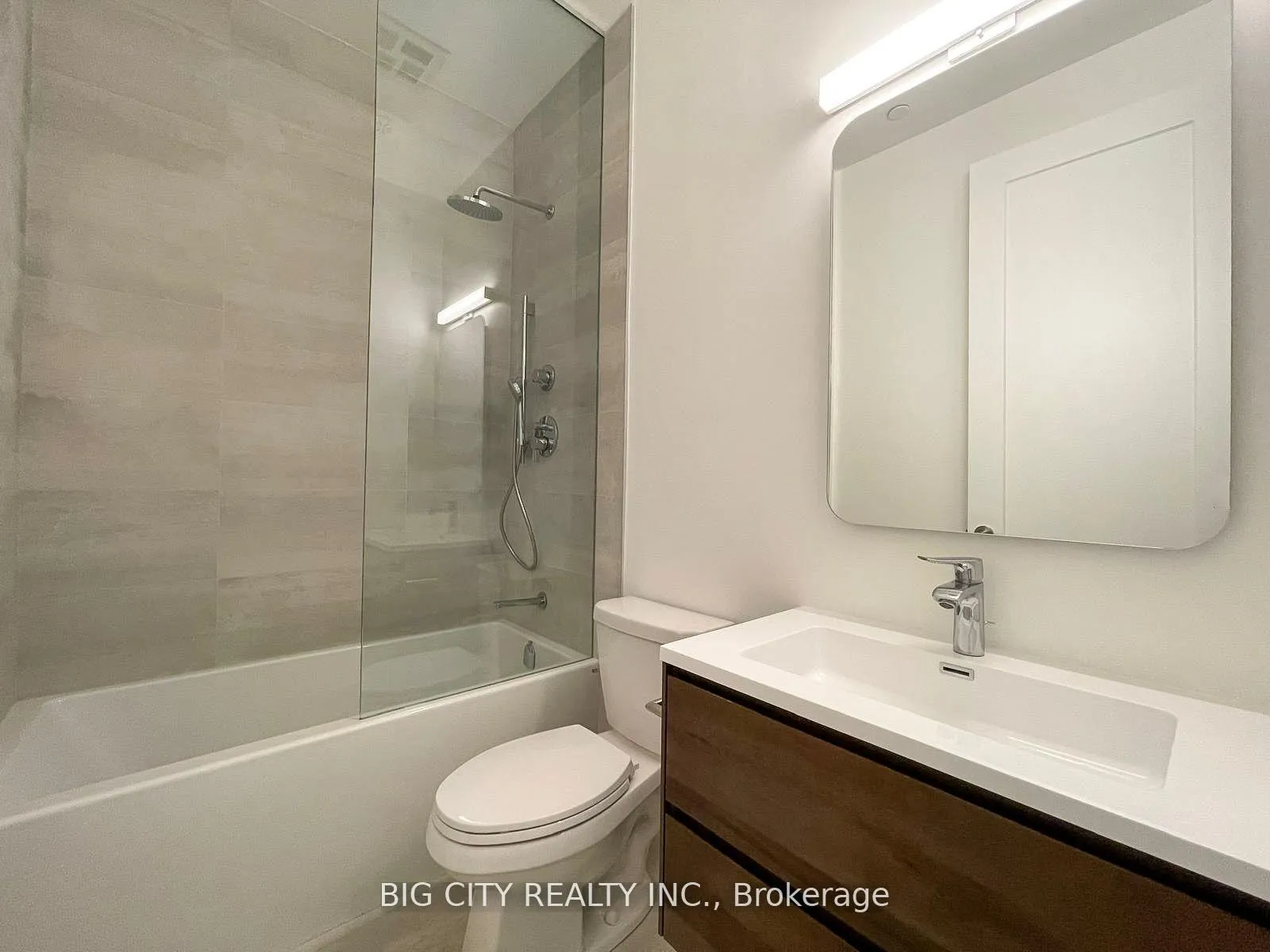 Photo 9 of Unit 102, 800 Broadview Avenue, Toronto, Playter Estates-Danforth — HOMEH