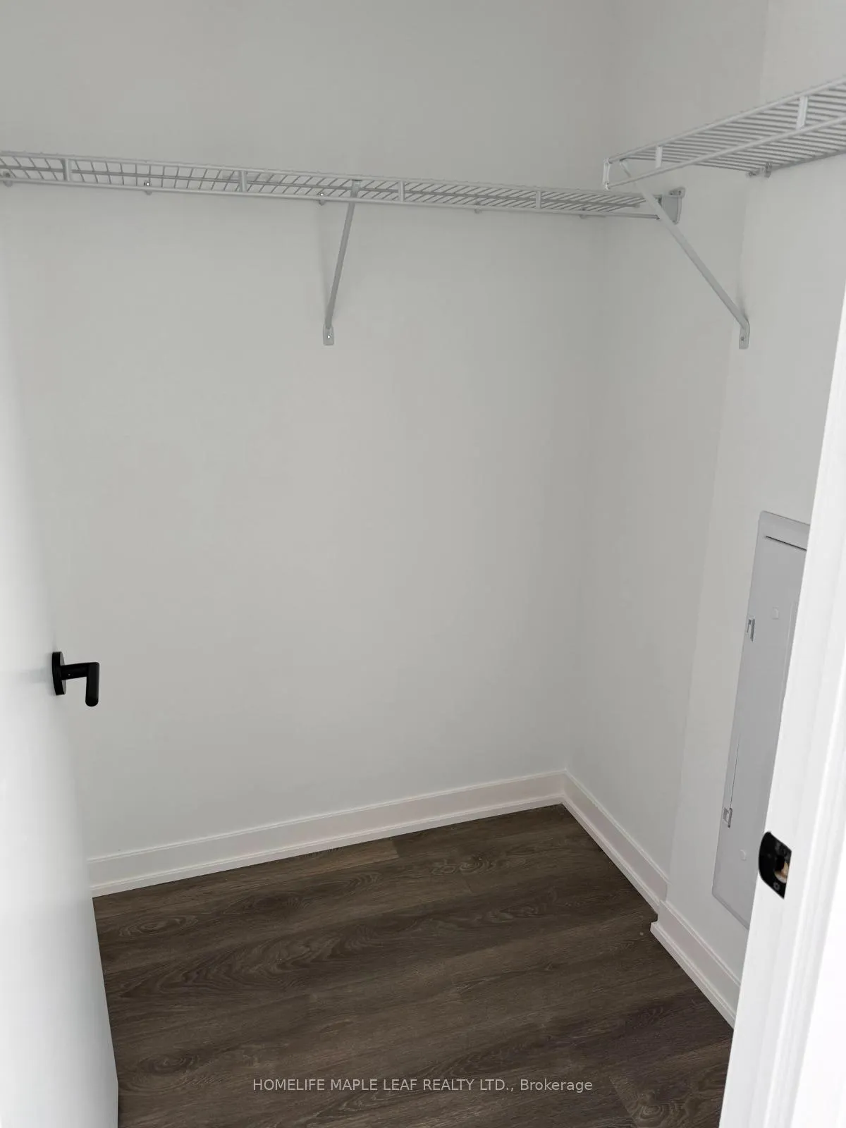 Photo 4 of Unit 1002, 4878 Power Common, Burlington, Alton — HOMEH
