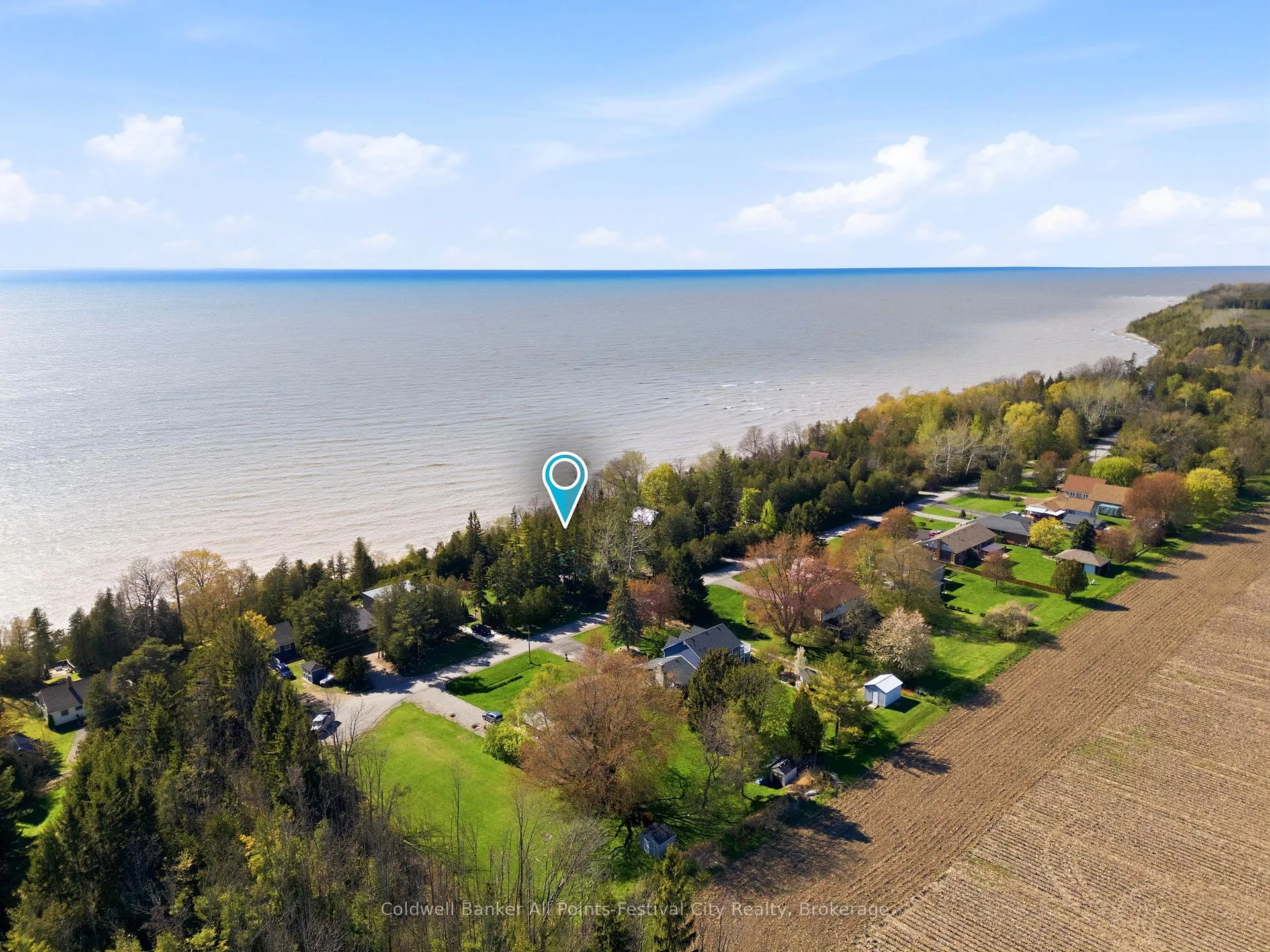 Photo 4 of 79257 Fuller Drive, Central Huron, Goderich — HOMEH