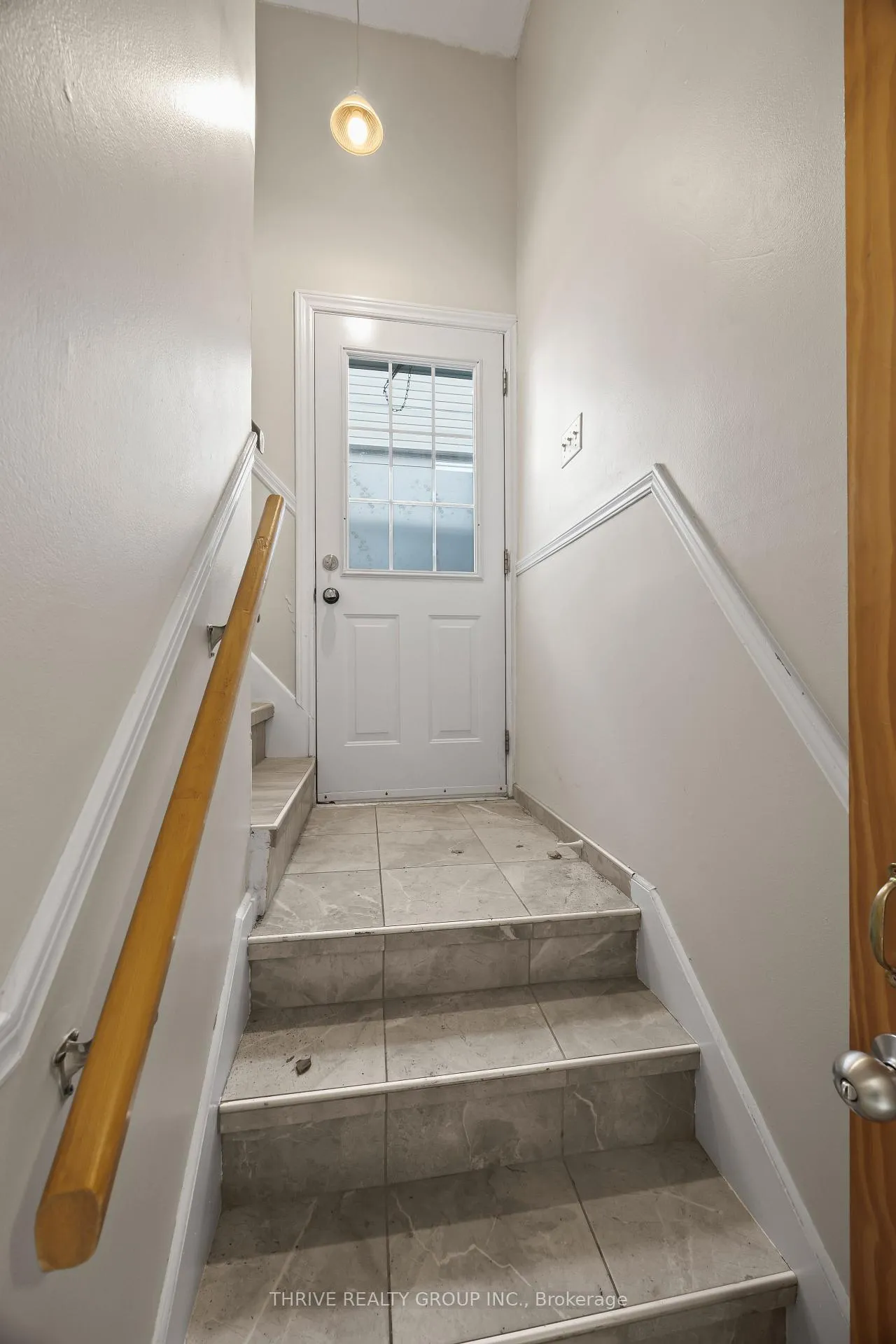 Photo 3 of Unit 2, 329 Thompson Road, London, South I — HOMEH