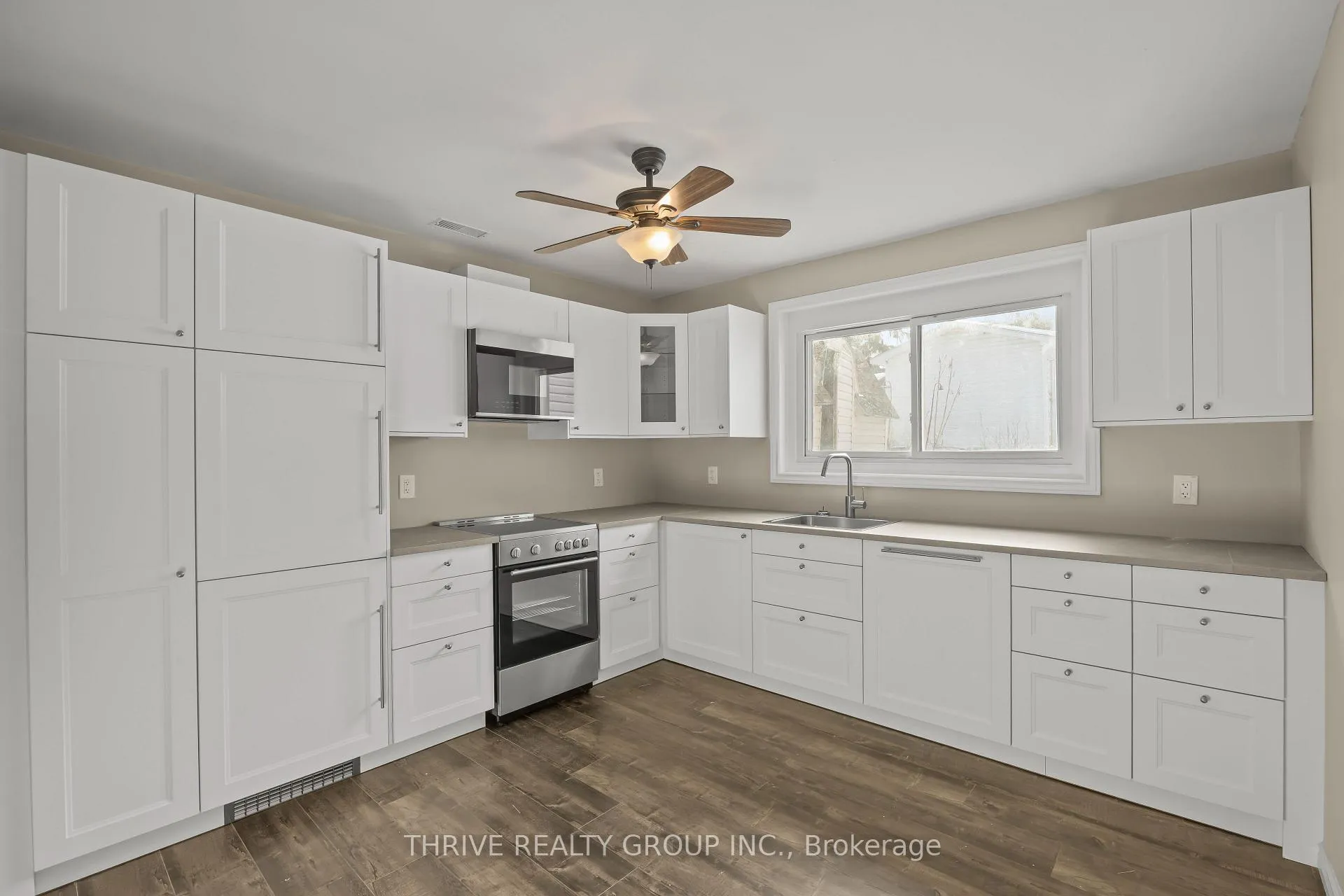 Photo 6 of Unit 2, 329 Thompson Road, London, South I — HOMEH