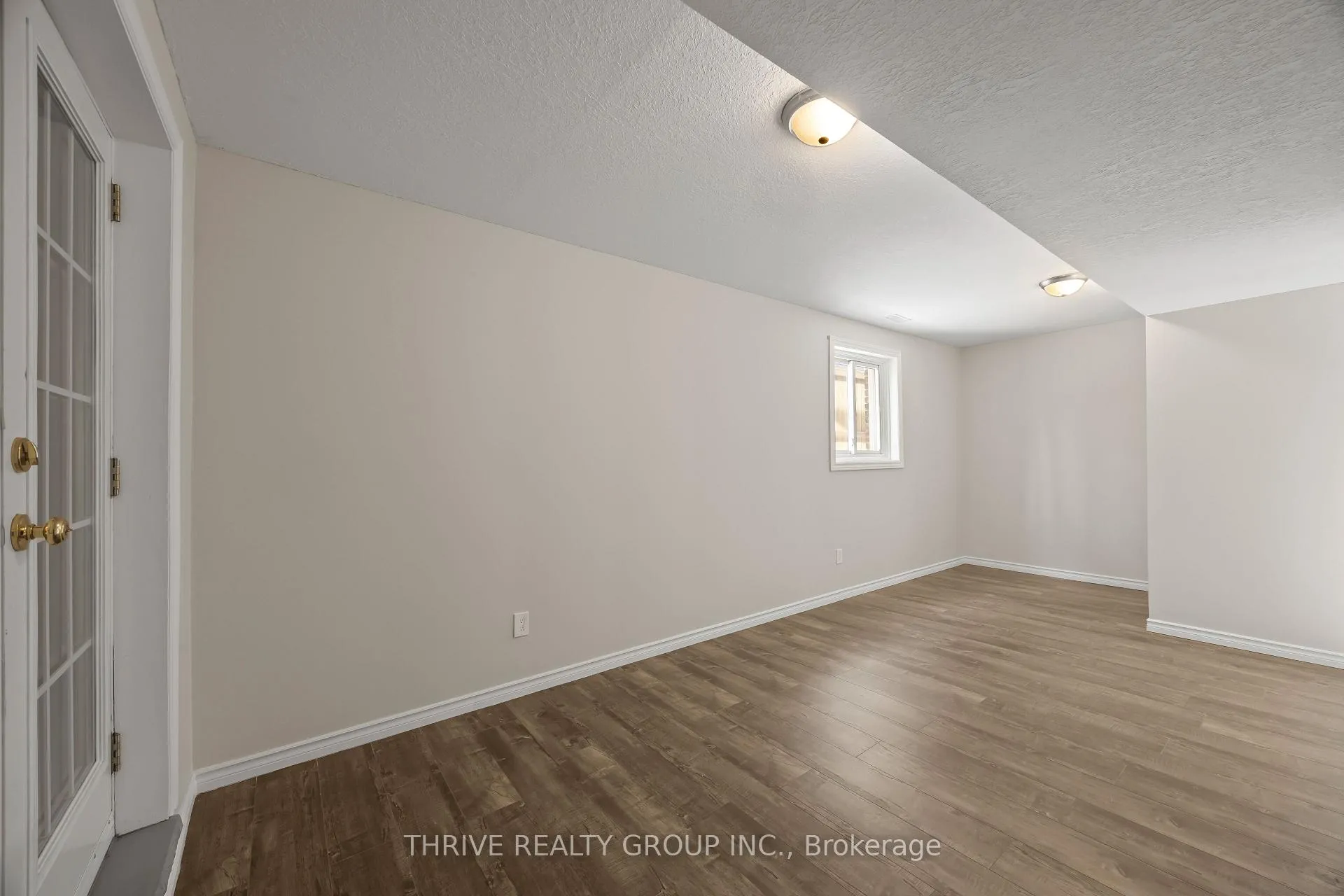 Photo 14 of Unit 2, 329 Thompson Road, London, South I — HOMEH
