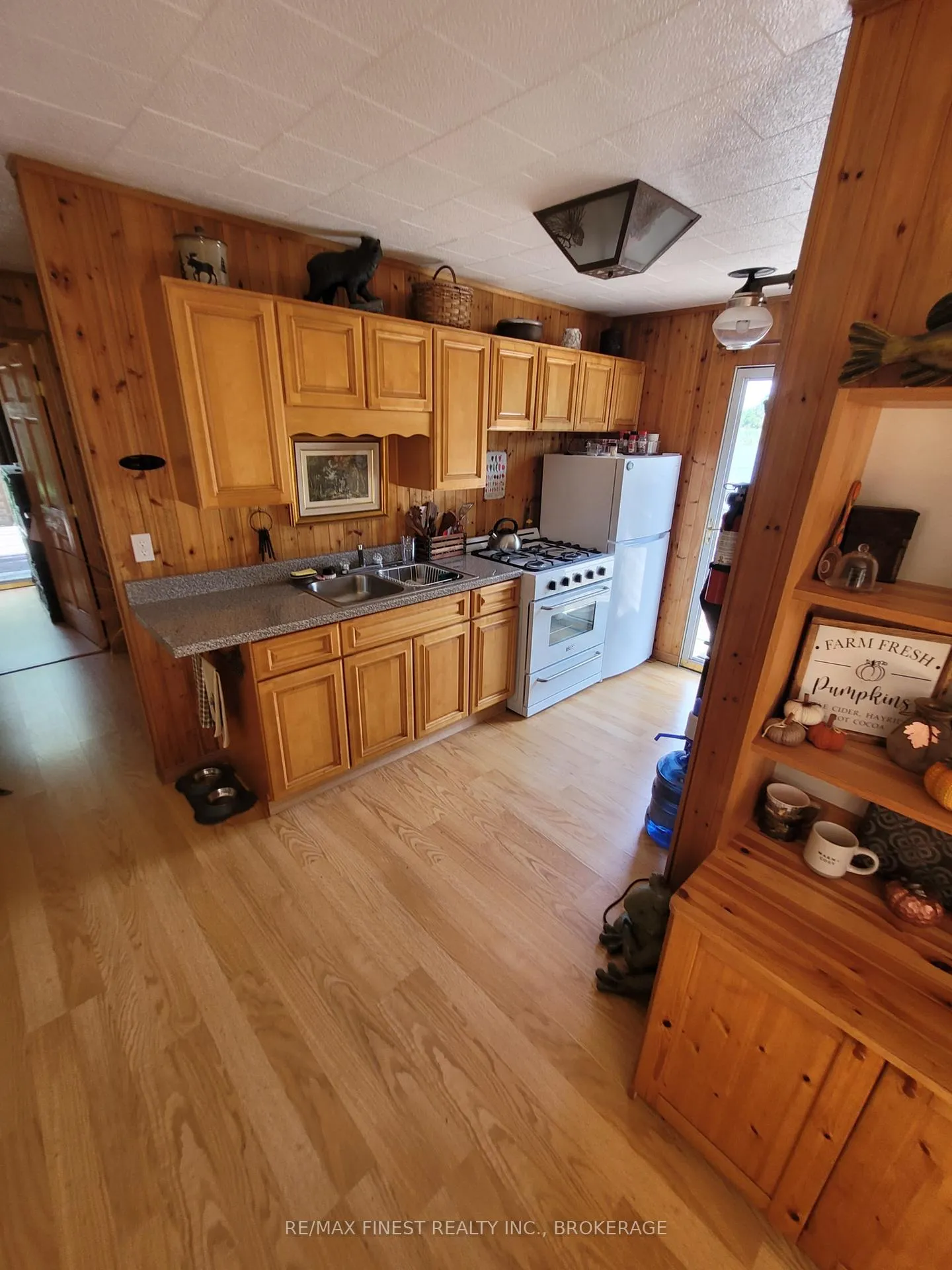 Photo 6 of 128 Island, Rideau Lakes, Rideau Lakes (South Crosby) Twp — HOMEH