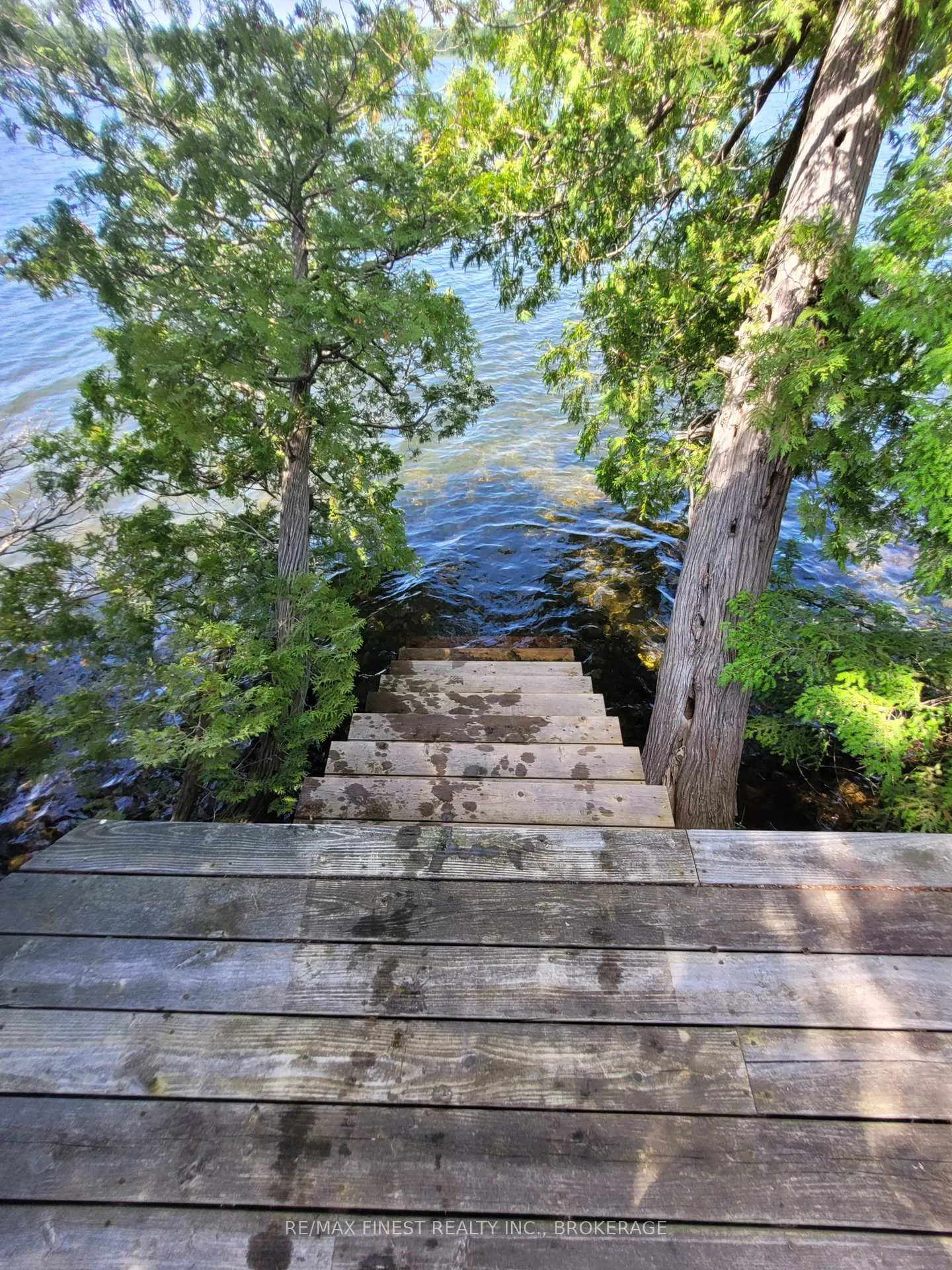Photo 15 of 128 Island, Rideau Lakes, Rideau Lakes (South Crosby) Twp — HOMEH