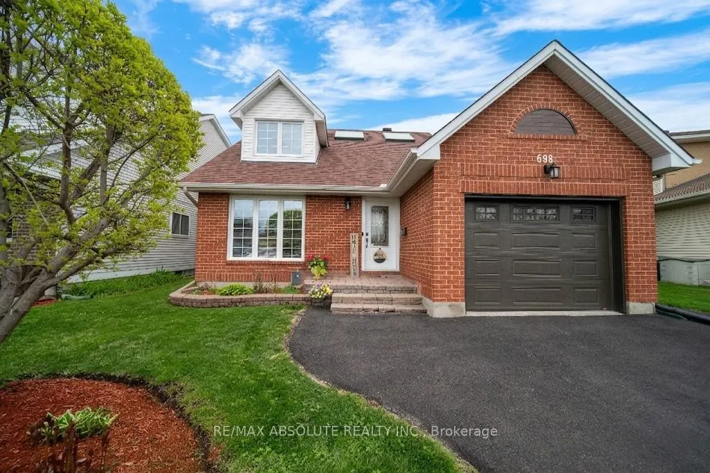Photo 1 of 698 Thicket Way, Ottawa, Fallingbrook/Gardenway South — HOMEH