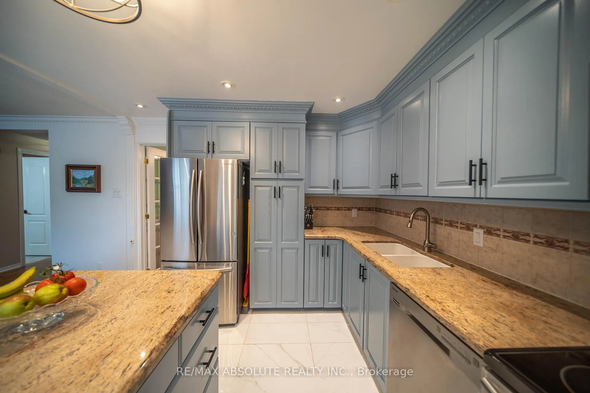 Photo 11 of 698 Thicket Way, Ottawa, Fallingbrook/Gardenway South — HOMEH