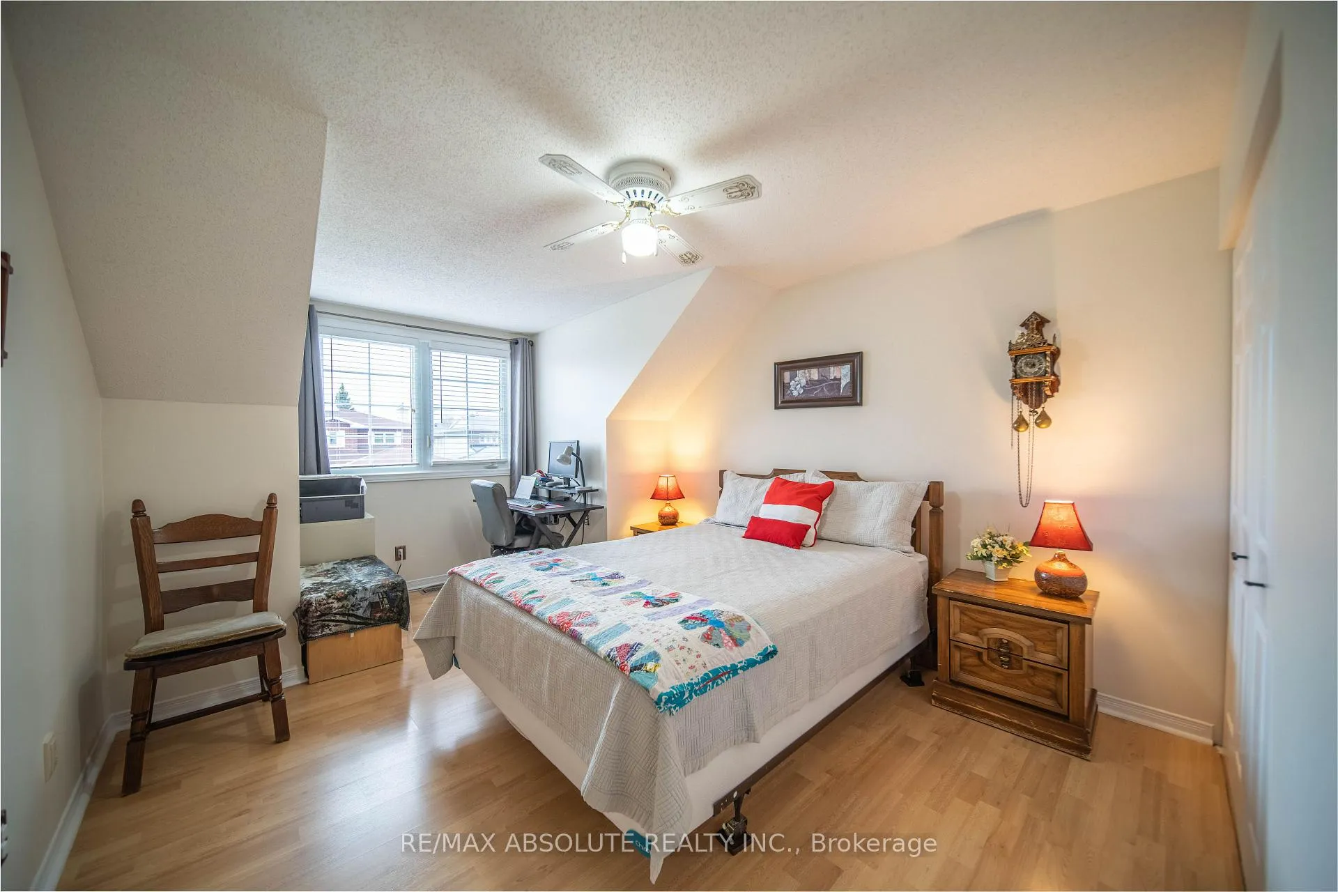 Photo 25 of 698 Thicket Way, Ottawa, Fallingbrook/Gardenway South — HOMEH