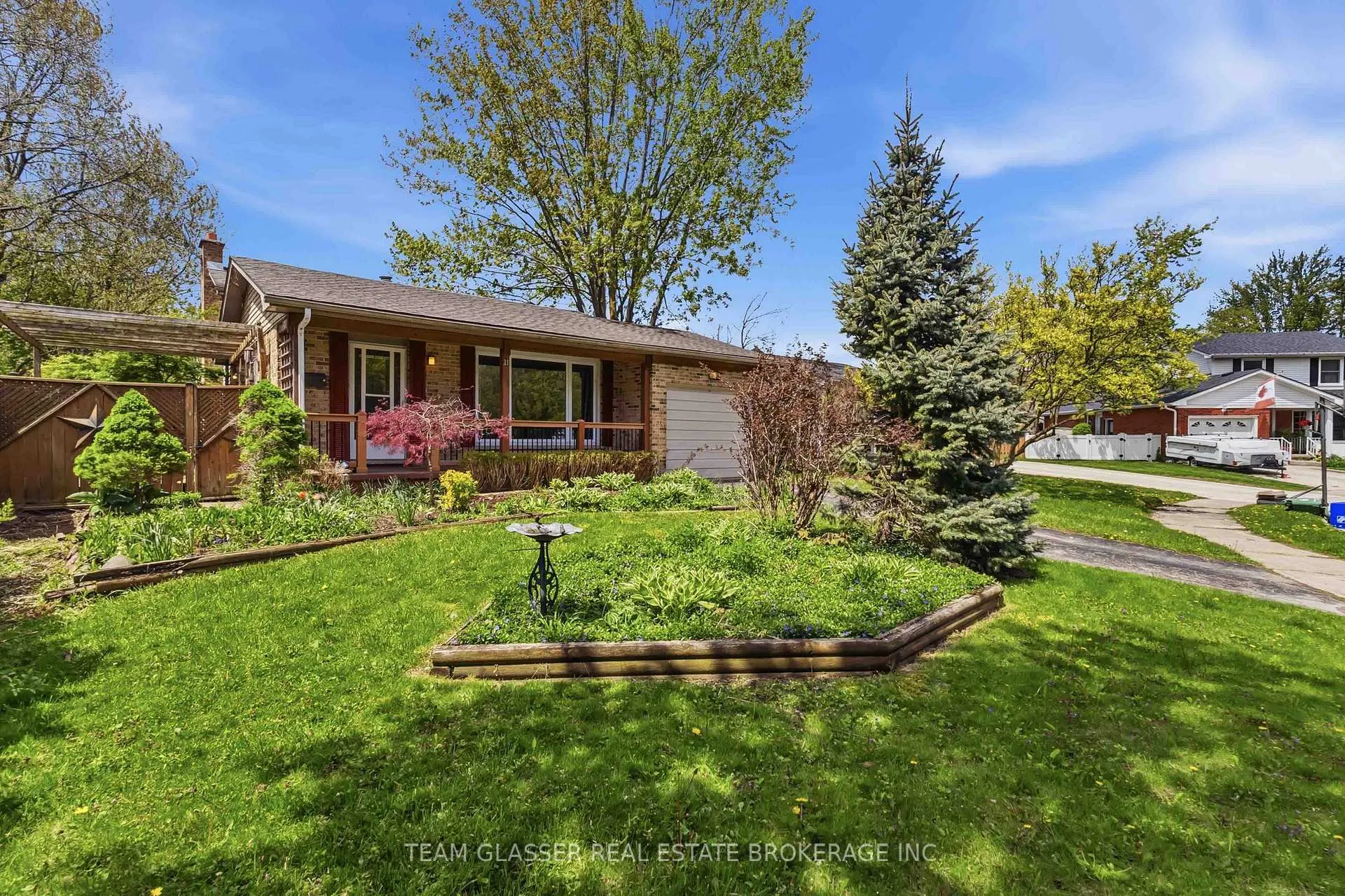 Photo 1 of 21 Goodman Drive, London, South T — HOMEH