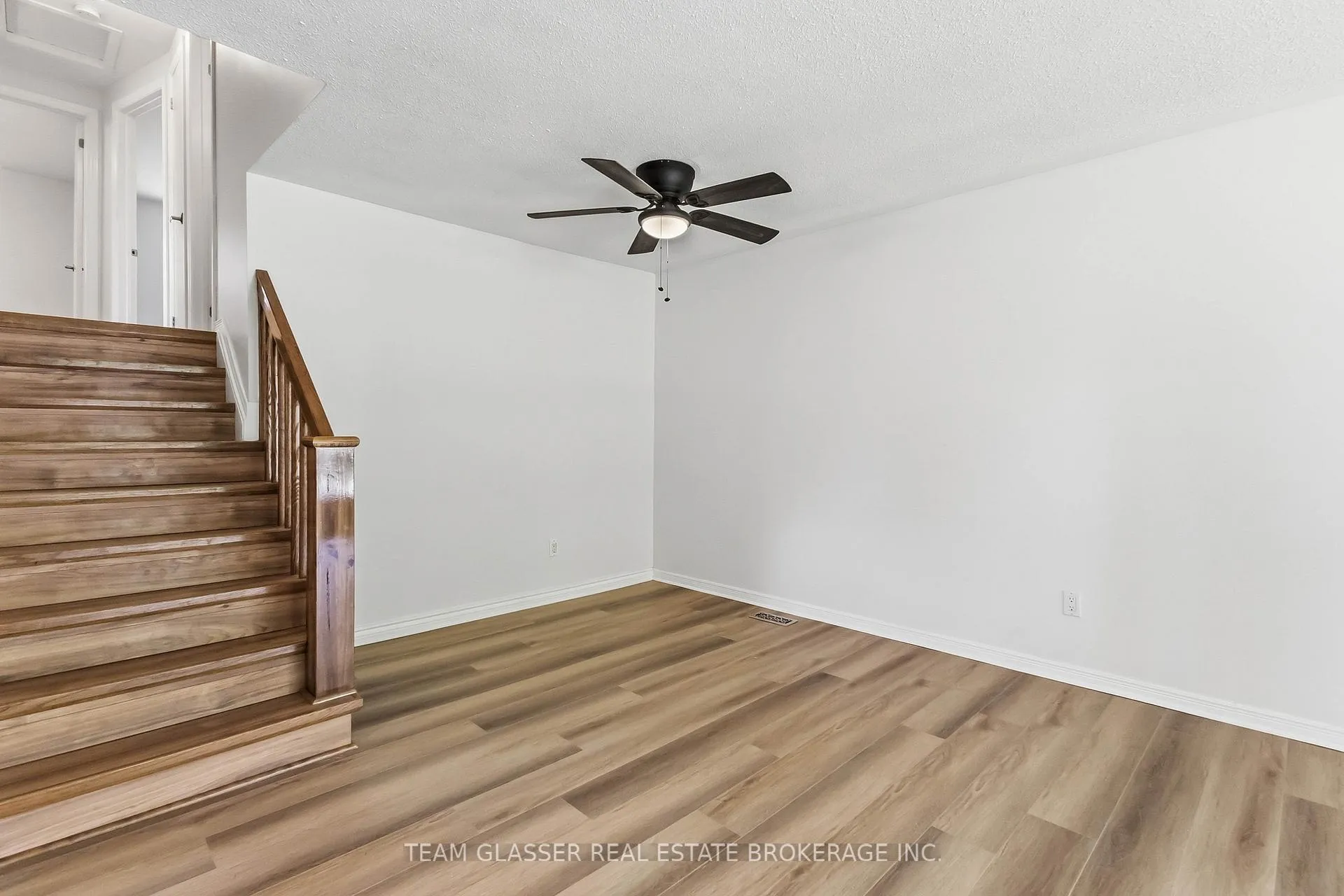 Photo 19 of 21 Goodman Drive, London, South T — HOMEH