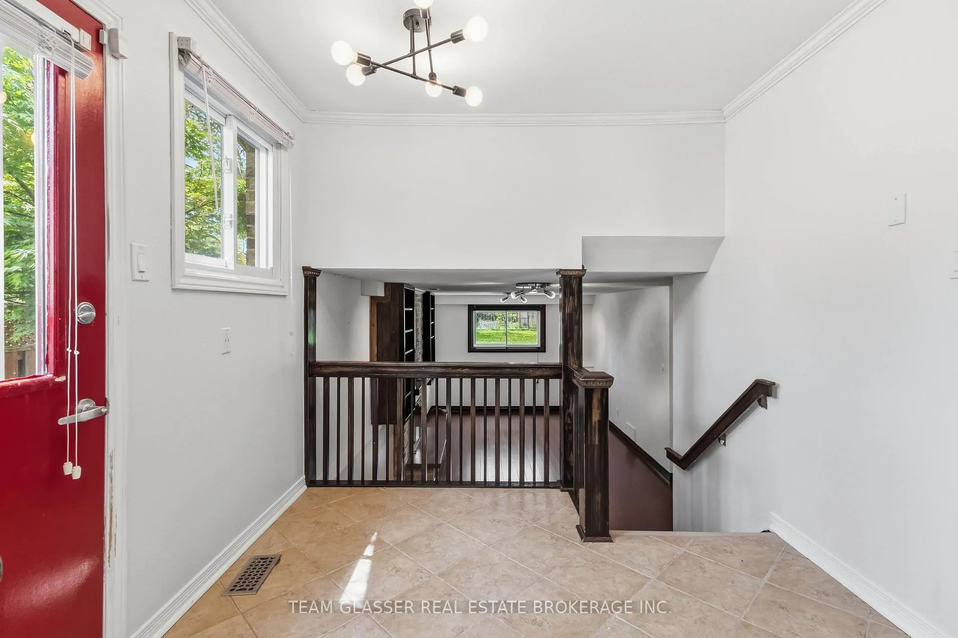 Photo 23 of 21 Goodman Drive, London, South T — HOMEH