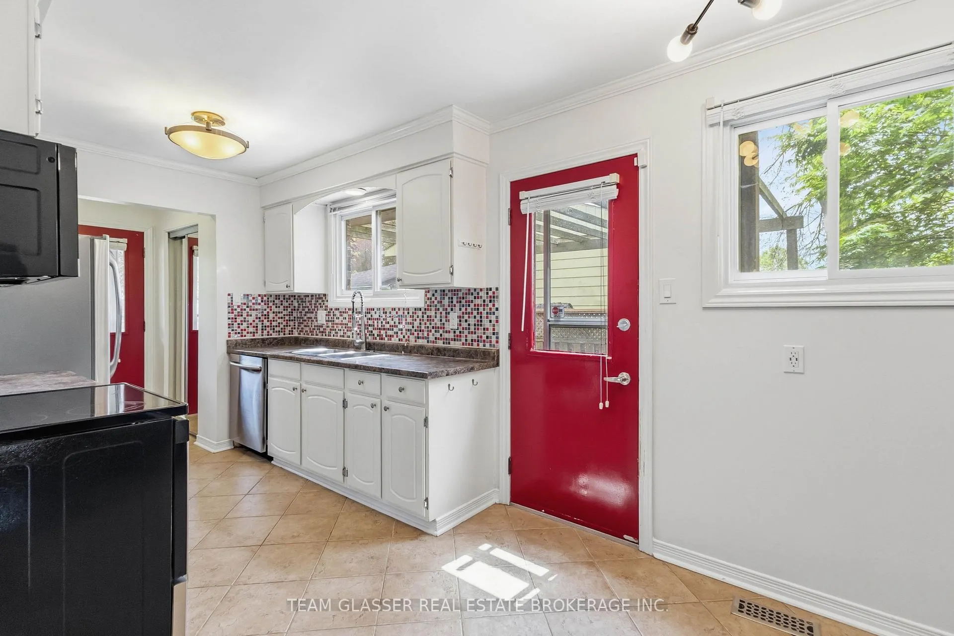 Photo 24 of 21 Goodman Drive, London, South T — HOMEH