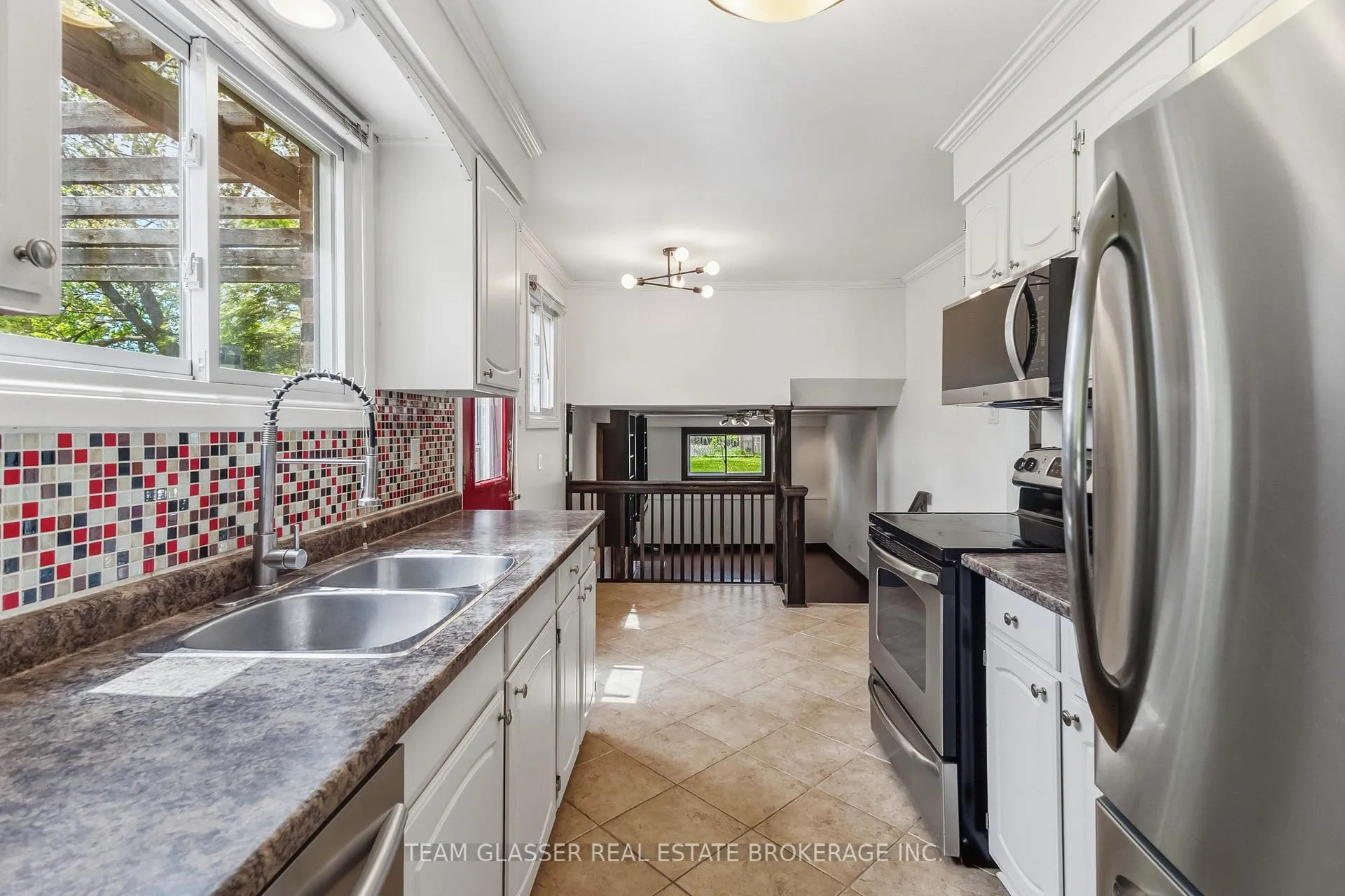 Photo 26 of 21 Goodman Drive, London, South T — HOMEH