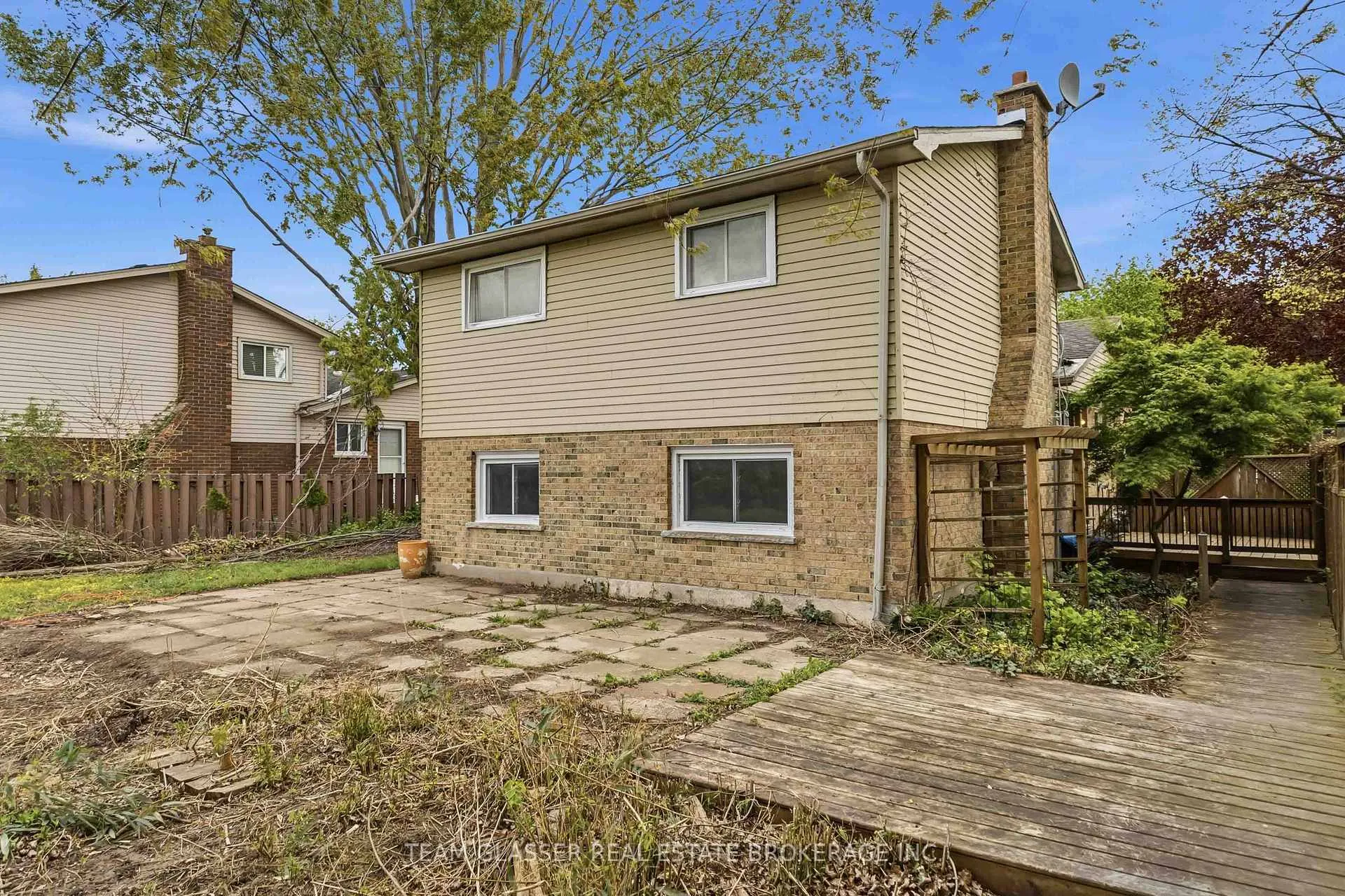 Photo 43 of 21 Goodman Drive, London, South T — HOMEH