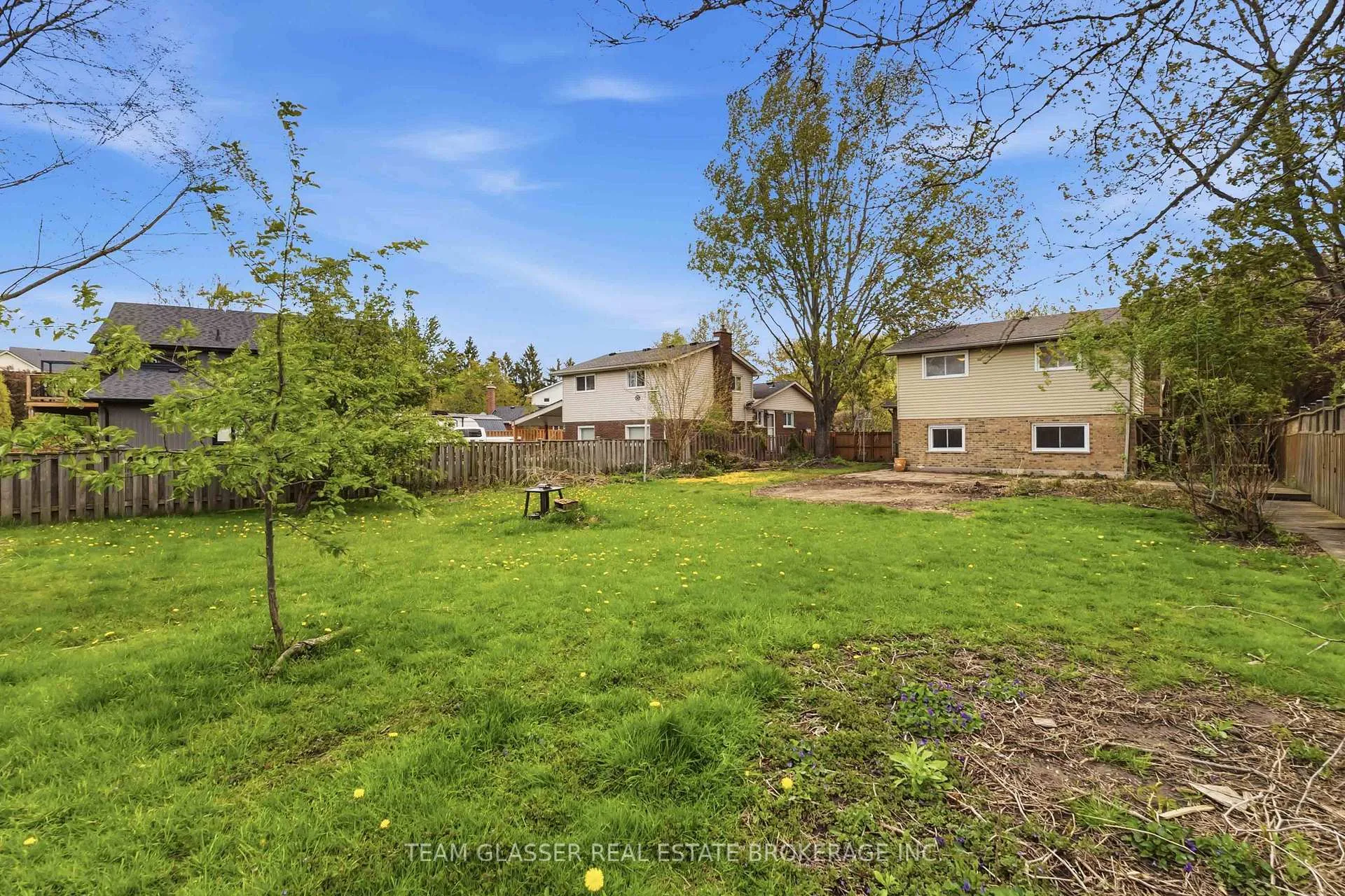 Photo 44 of 21 Goodman Drive, London, South T — HOMEH