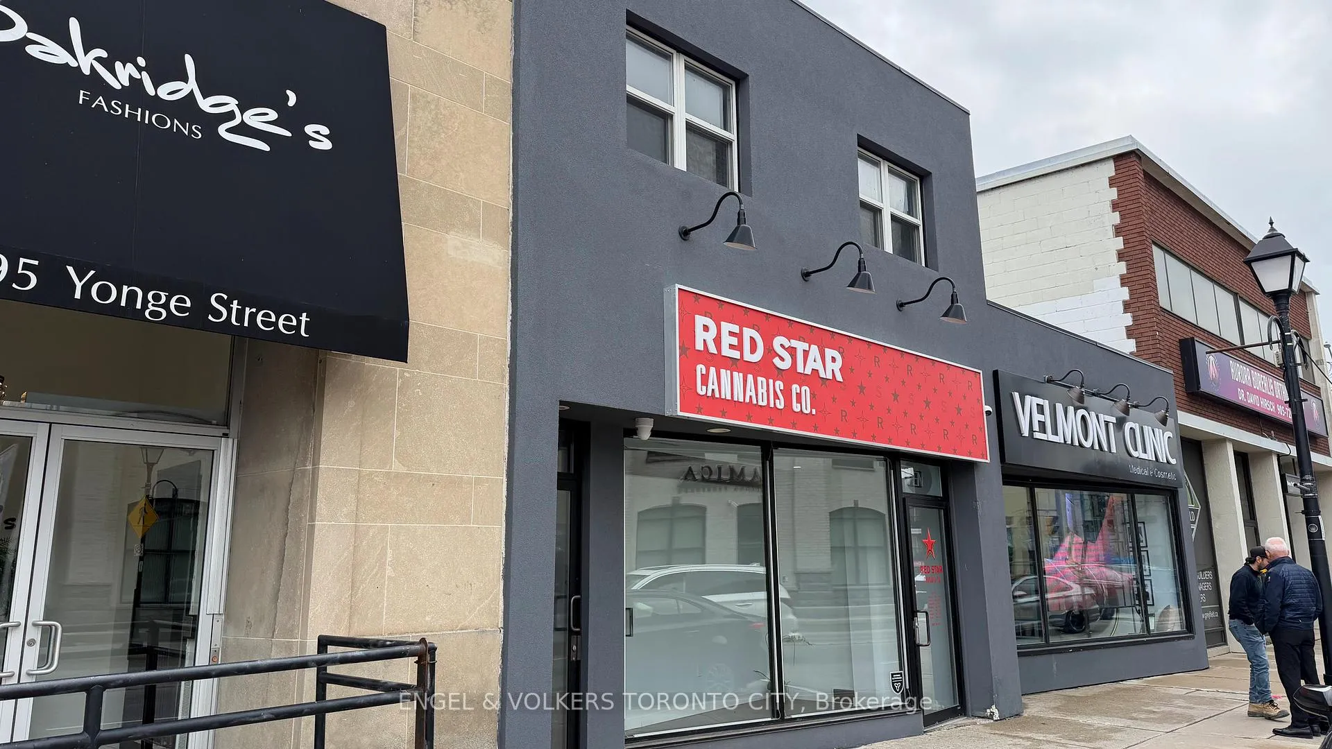 Photo 1 of Unit 2, 15191 Yonge Street, Aurora, Aurora Village — HOMEH