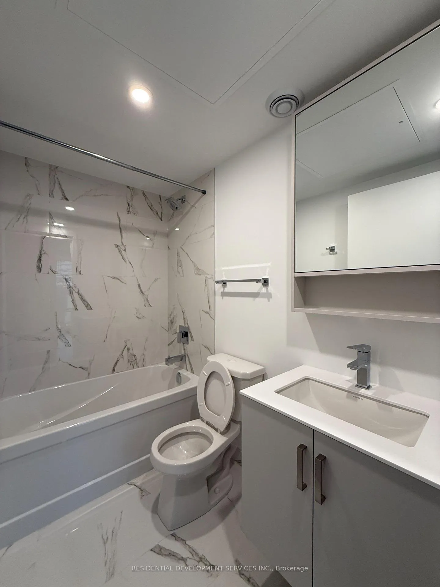 Photo 12 of Unit 1810, 88 Queen Street, Toronto, Church-Yonge Corridor — HOMEH