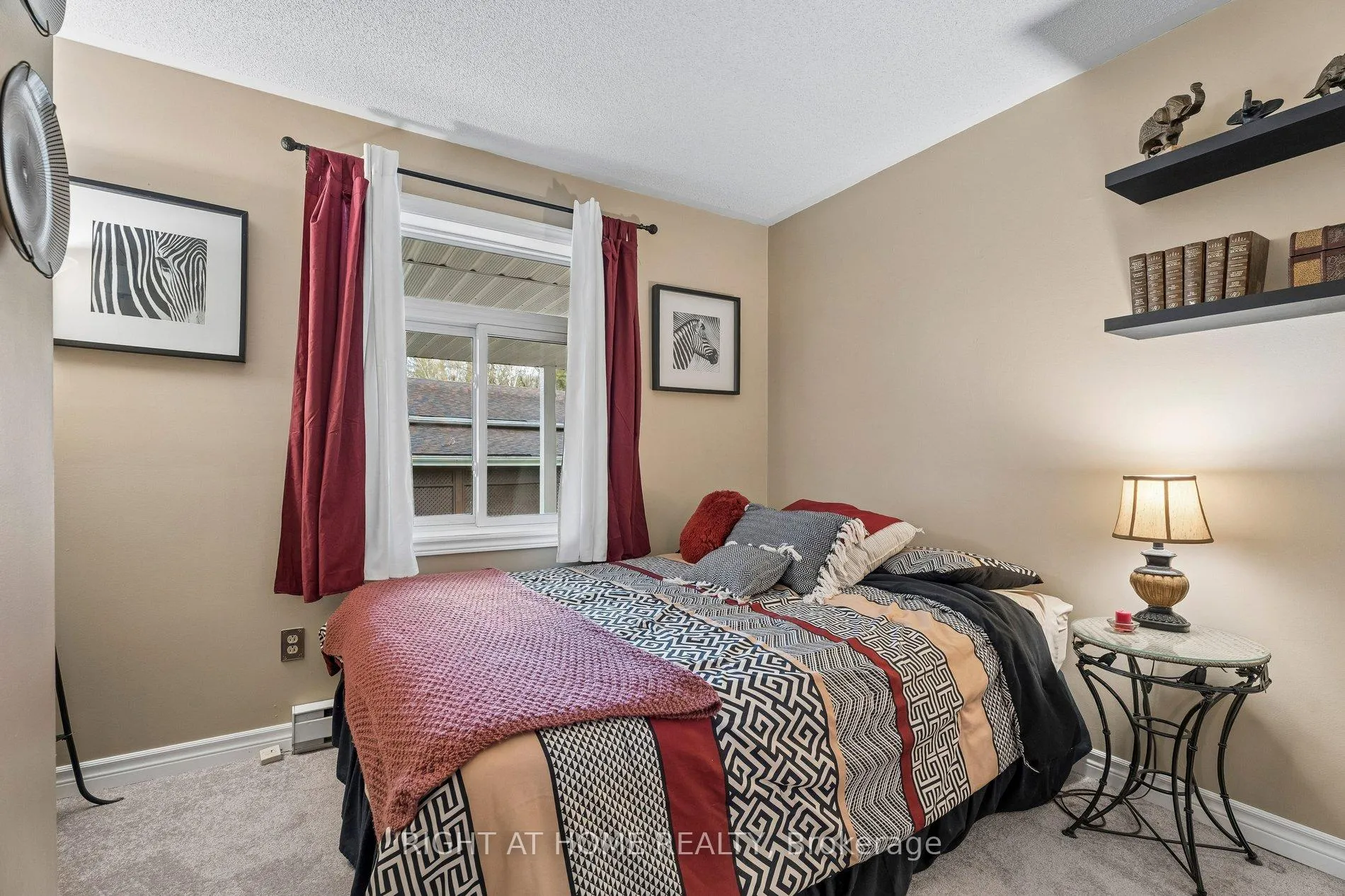 Photo 33 of 1 Allen Drive S, Wasaga Beach — HOMEH