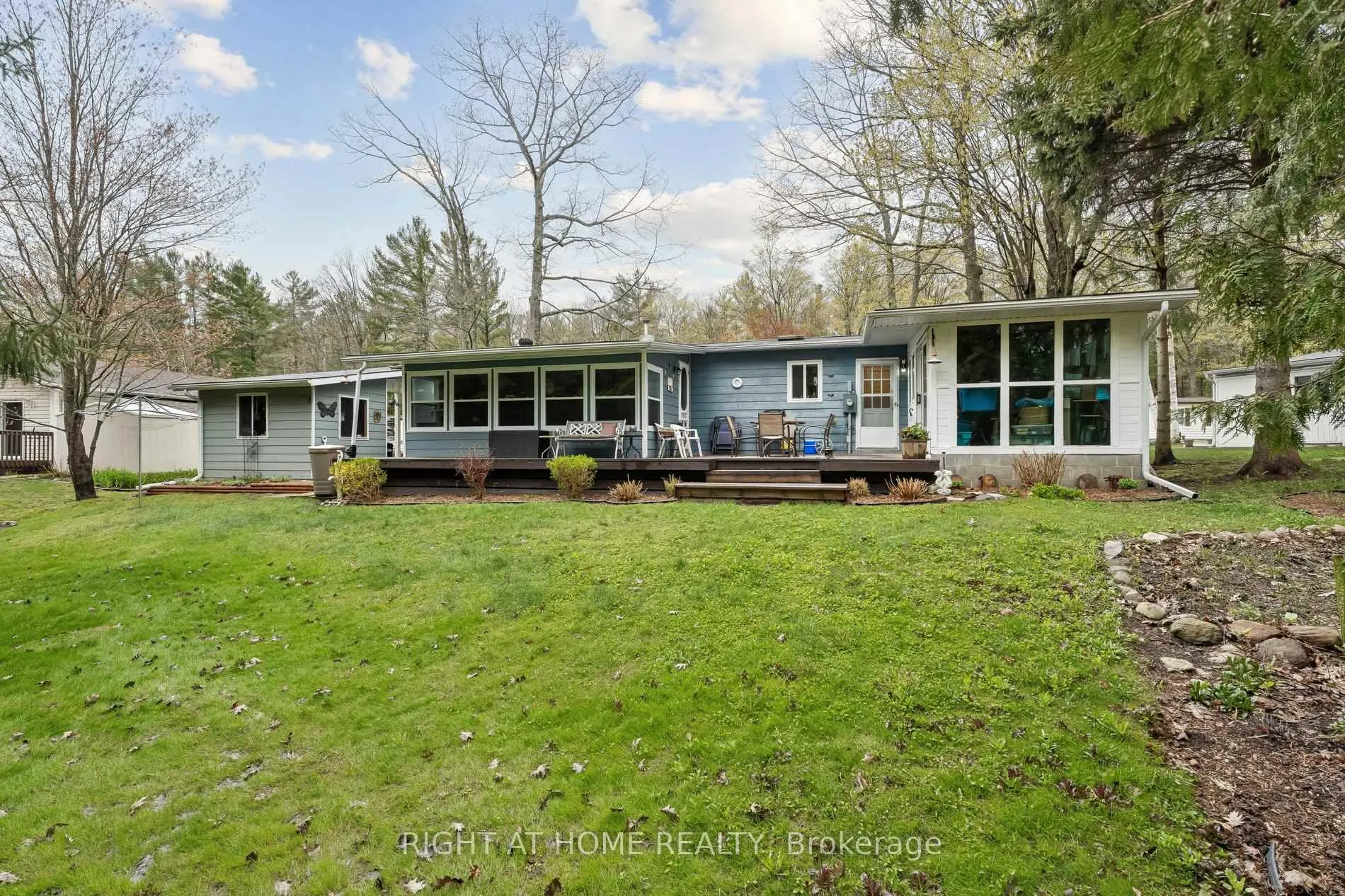 Photo 43 of 1 Allen Drive S, Wasaga Beach — HOMEH